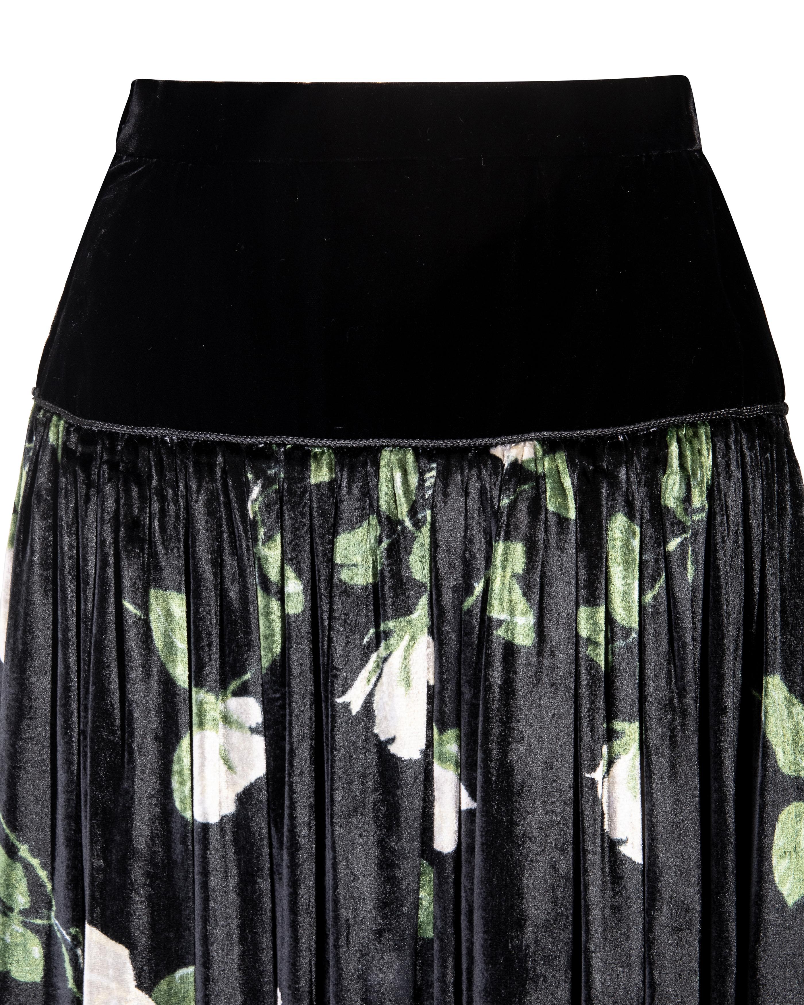 A/W 1976 Yves Saint Laurent Haute Couture Floral Pattern Velvet Skirt Set 5