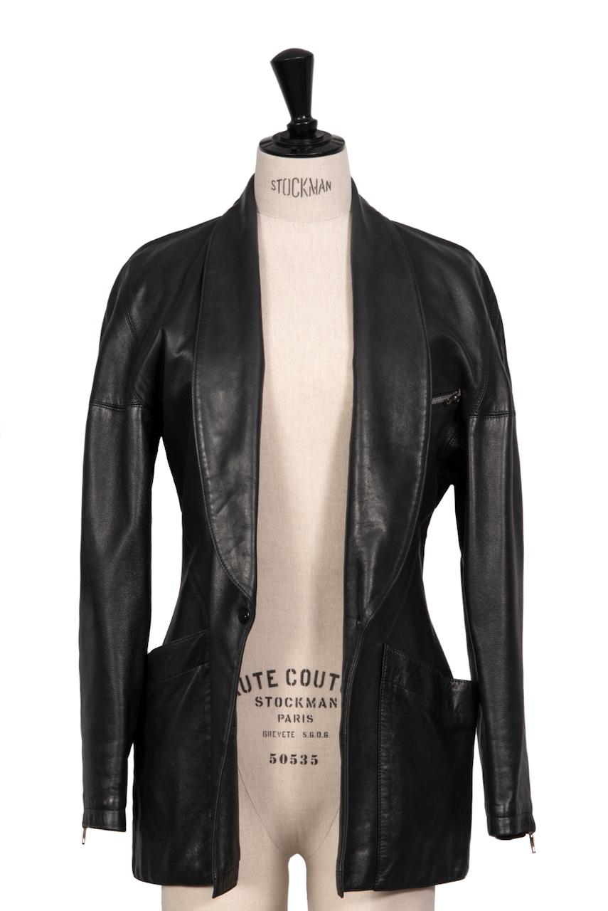 A/W 1982 Azzedine ALAÏA First Ready-To-Wear Collection Black Leather Jacket For Sale 2