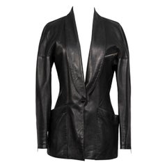 A/W 1982 Azzedine ALAÏA Primera colección prêt-à-porter Chaqueta de piel negra