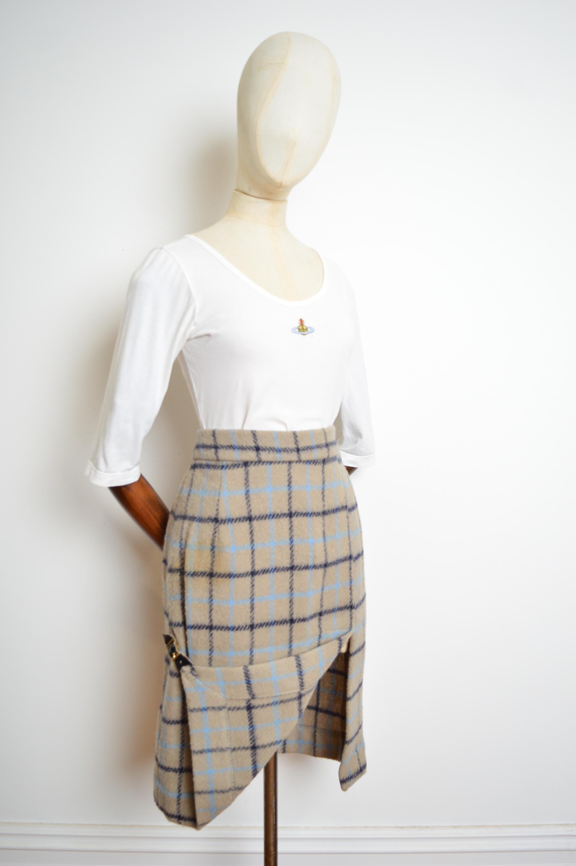 Women's A/W 1988 -1989 VIVIENNE WESTWOOD Time Machine Collection Blue Plaid Tartan skirt For Sale
