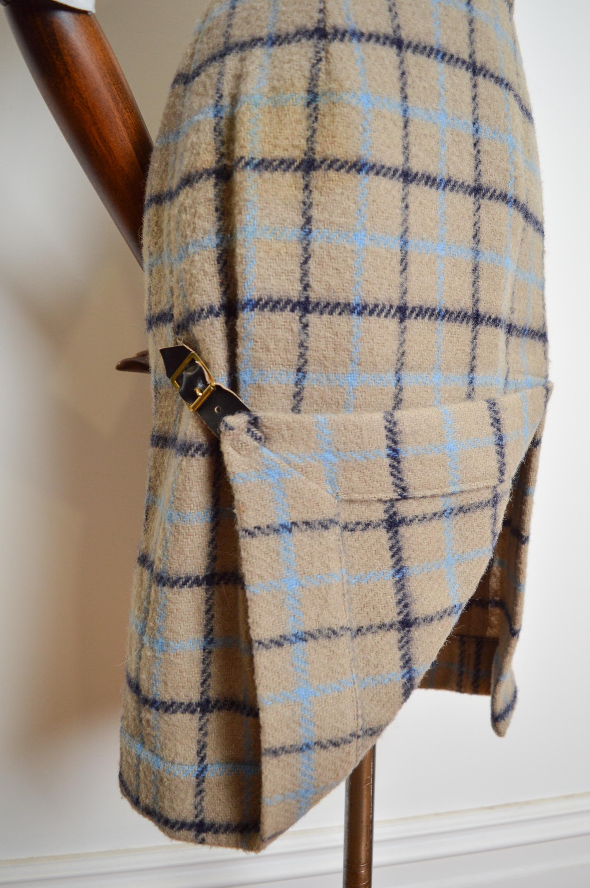 A/W 1988 -1989 VIVIENNE WESTWOOD Time Machine Collection Blue Plaid Tartan skirt For Sale 4