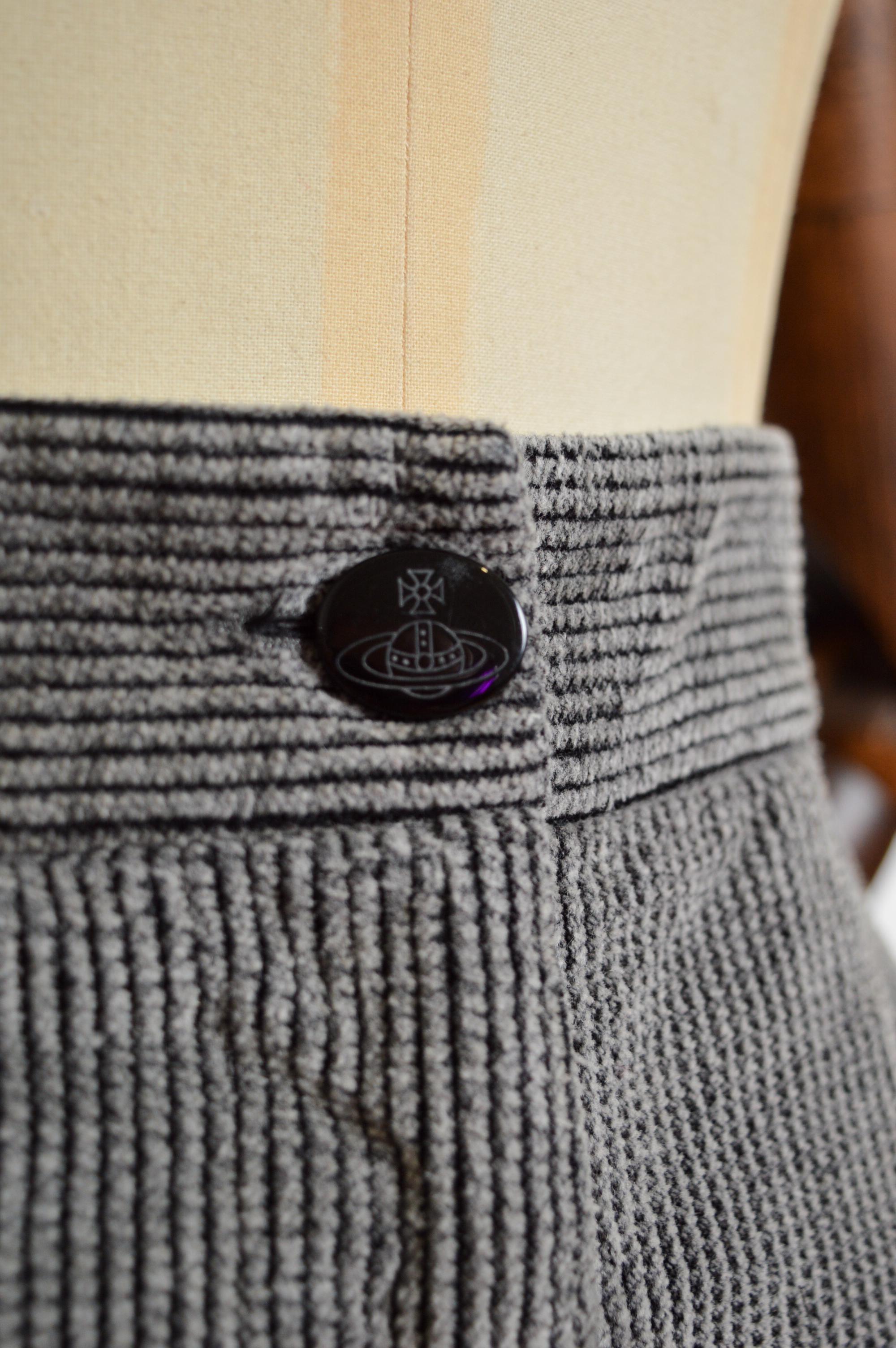A/W 1992- 1993 VIVIENNE WESTWOOD 'Always on Camera' Grey High Waisted Cord Pants For Sale 2