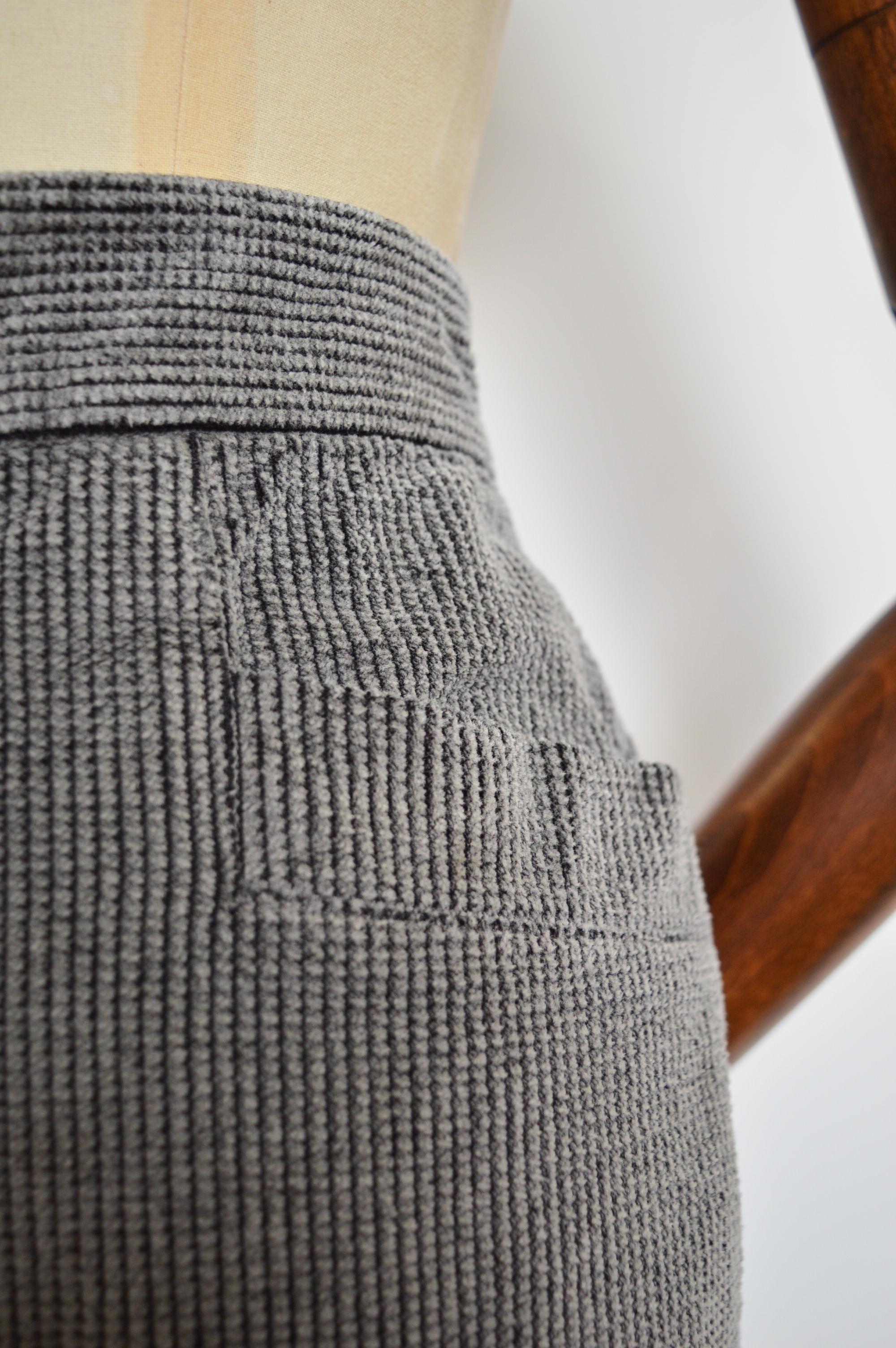 A/W 1992- 1993 VIVIENNE WESTWOOD 'Always on Camera' Grey High Waisted Cord Pants For Sale 3