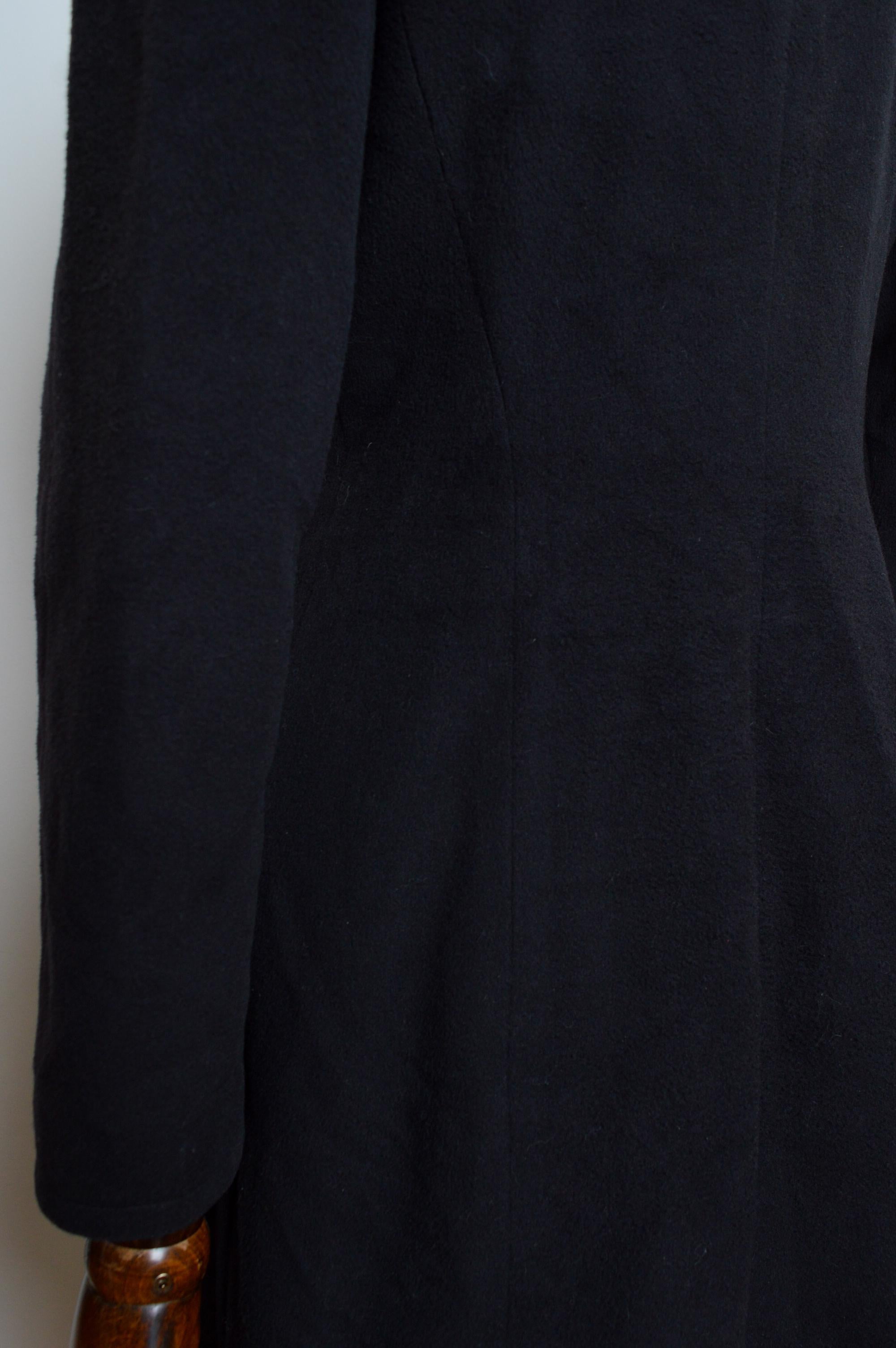 A/I 1994 Yves Saint Laurent Rive Gauche Cappotto lungo elegante in lana nera in vendita 12