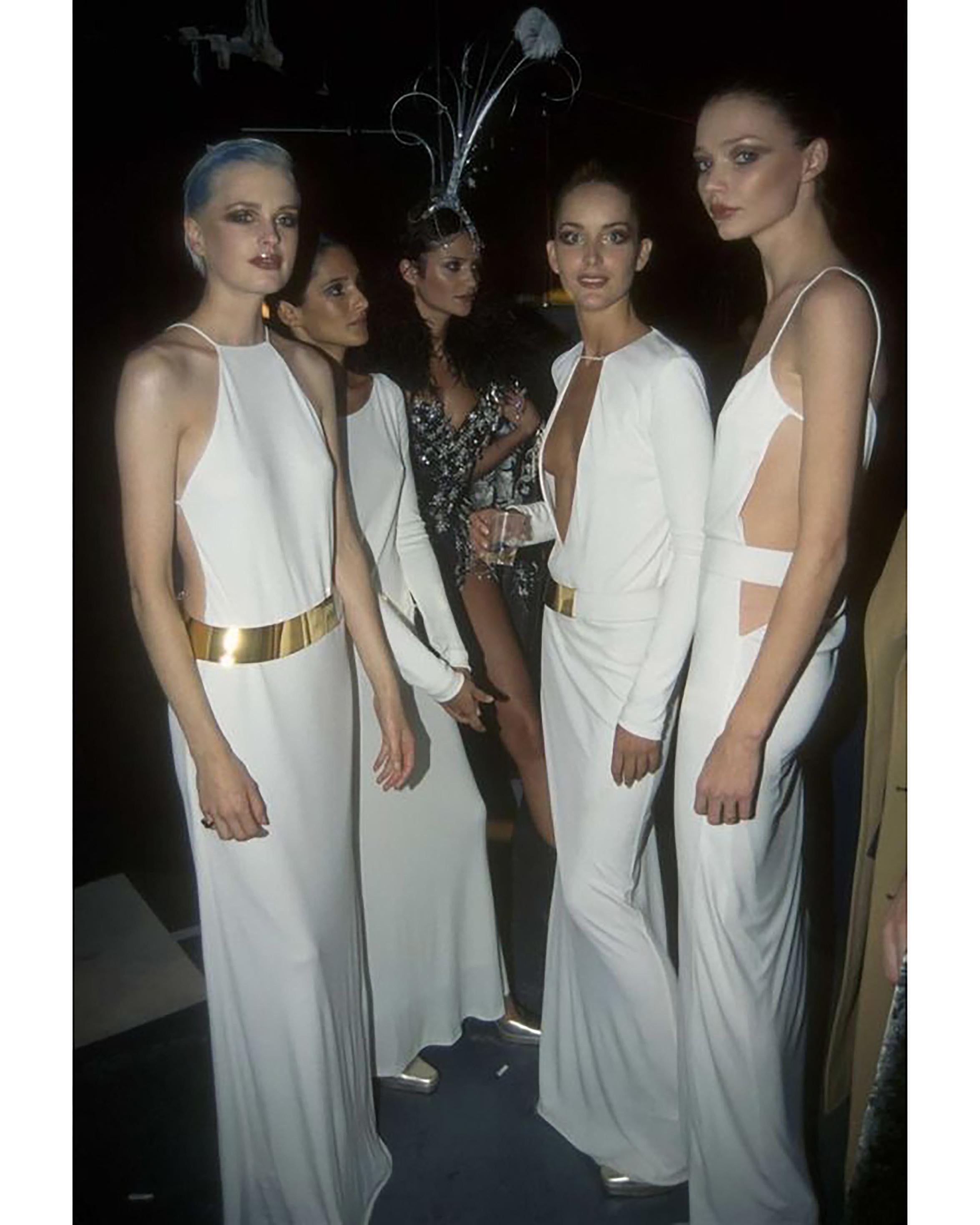 A/W 1996 Gucci by Tom Ford White Jersey Long Sleeve Gown 9
