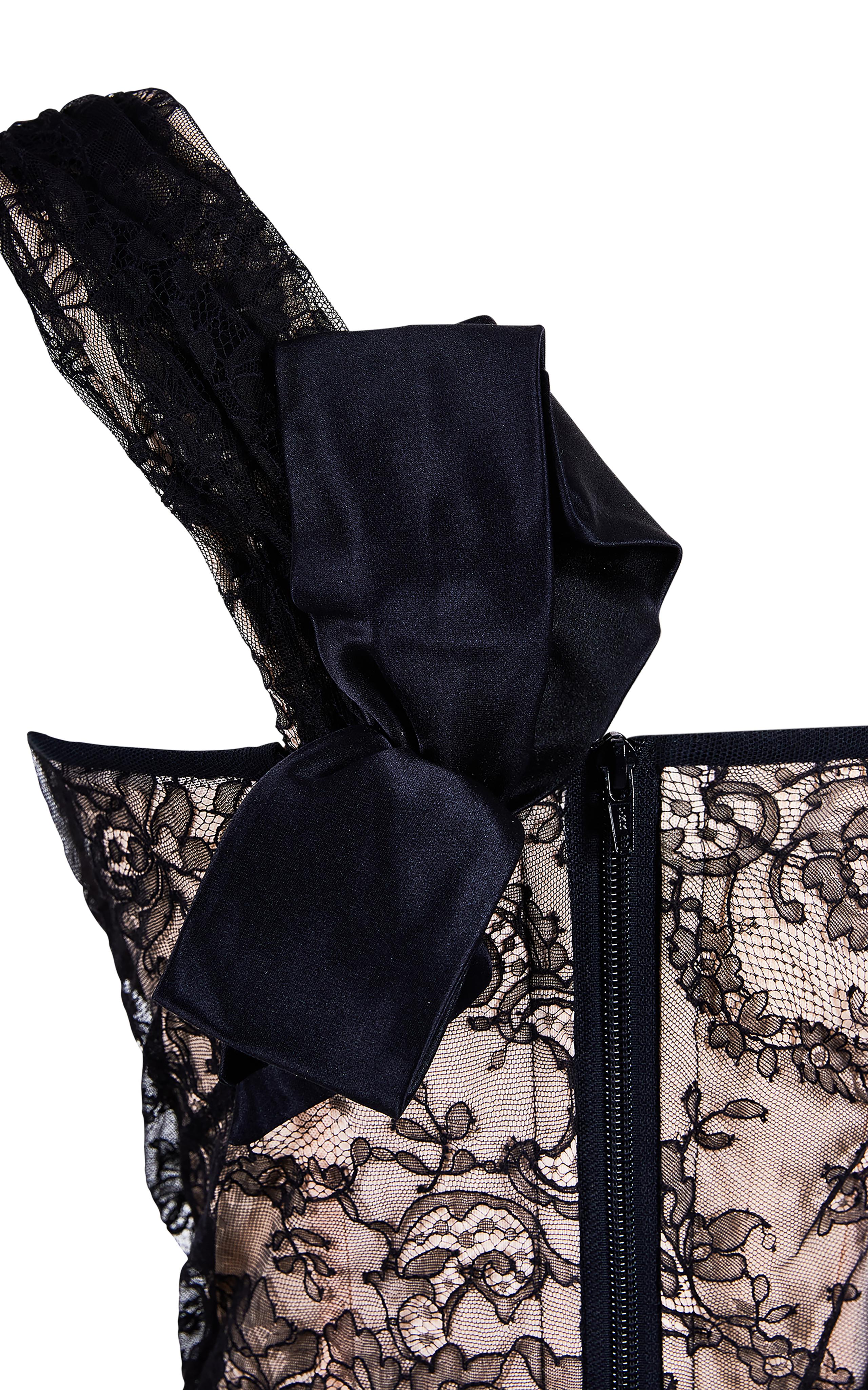 A/W 1996 Vivienne Westwood Black Lace Asymmetrical One-Shoulder Corset 1