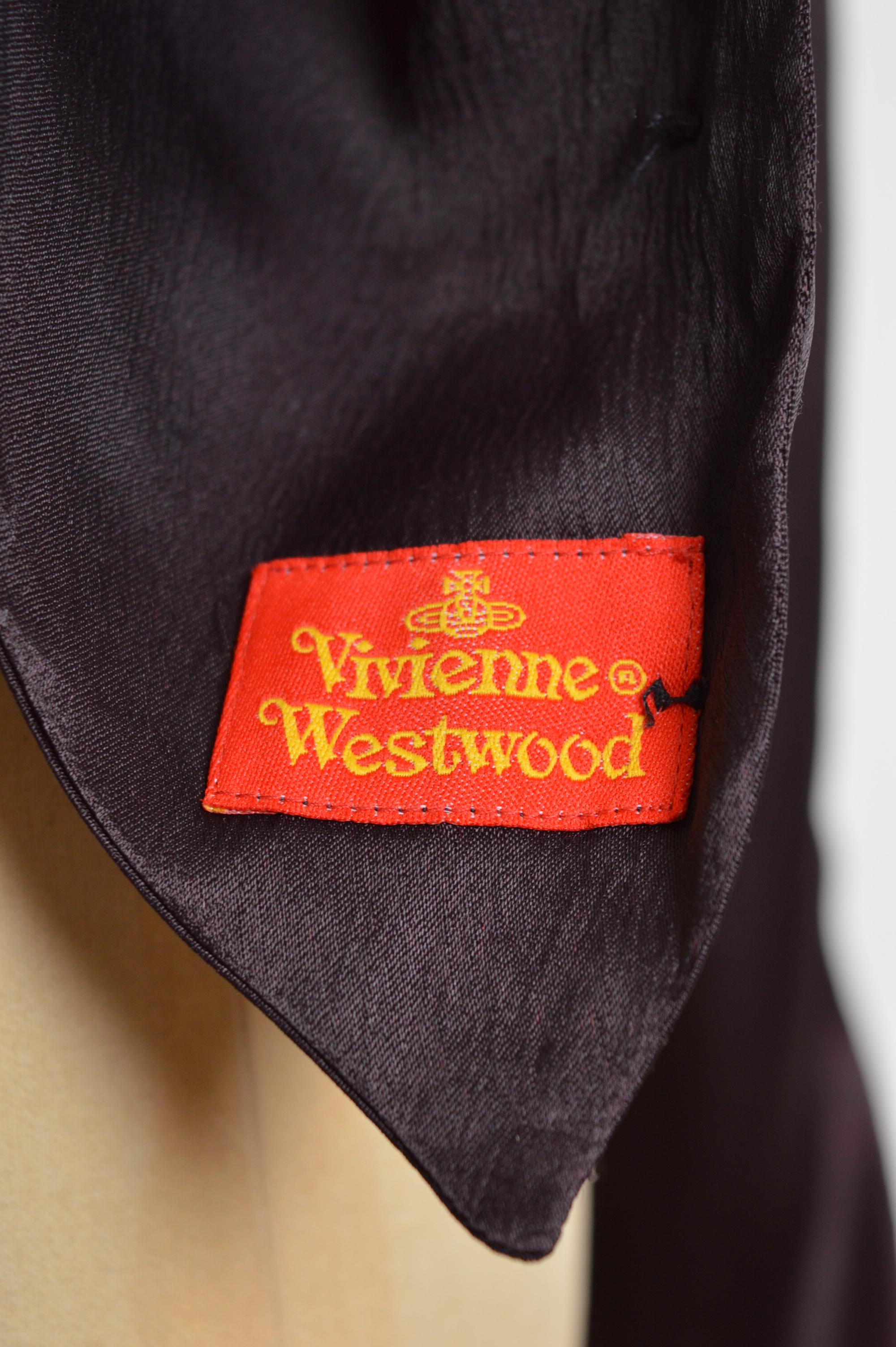 A/W 1996 Vivienne Westwood drapierte schwarze Satinbluse mit Knopfleiste durch Bluse - Hemd im Angebot 6