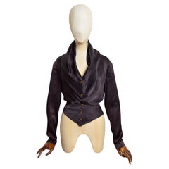 A/I 1996 Vivienne Westwood: camicetta drappeggiata con bottoni in raso nero - Camicia