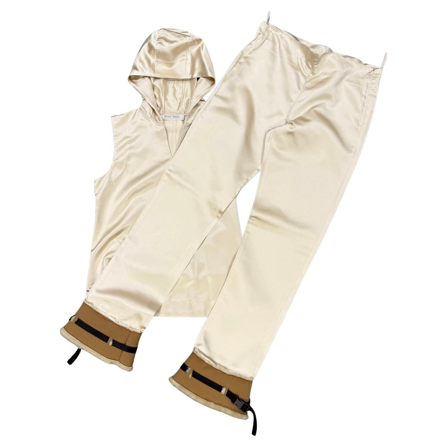 A/W 1999 Miu Miu runway set – top 
pants For Sale