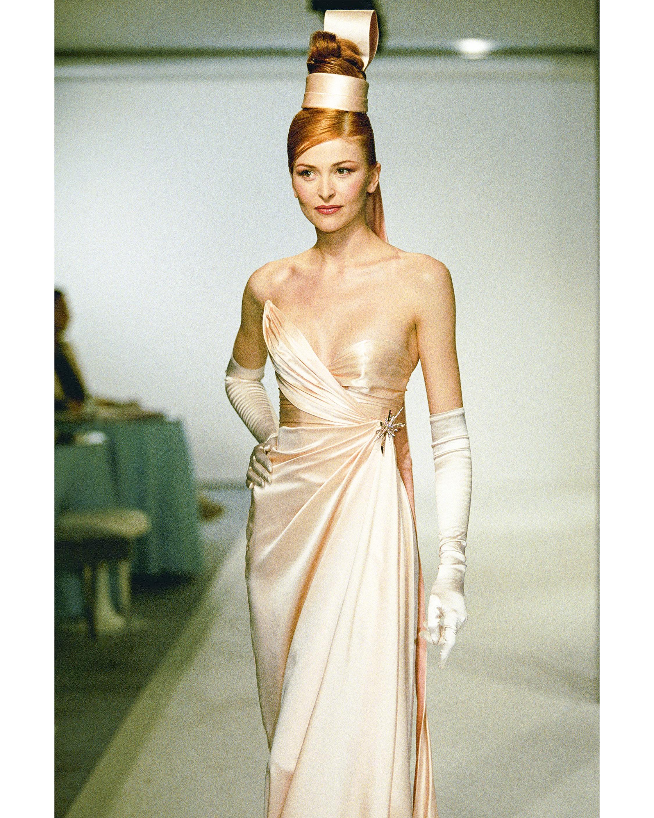 A/W 1999 Thierry Mugler Peach Asymmetrical Strapless Drape Gown 2