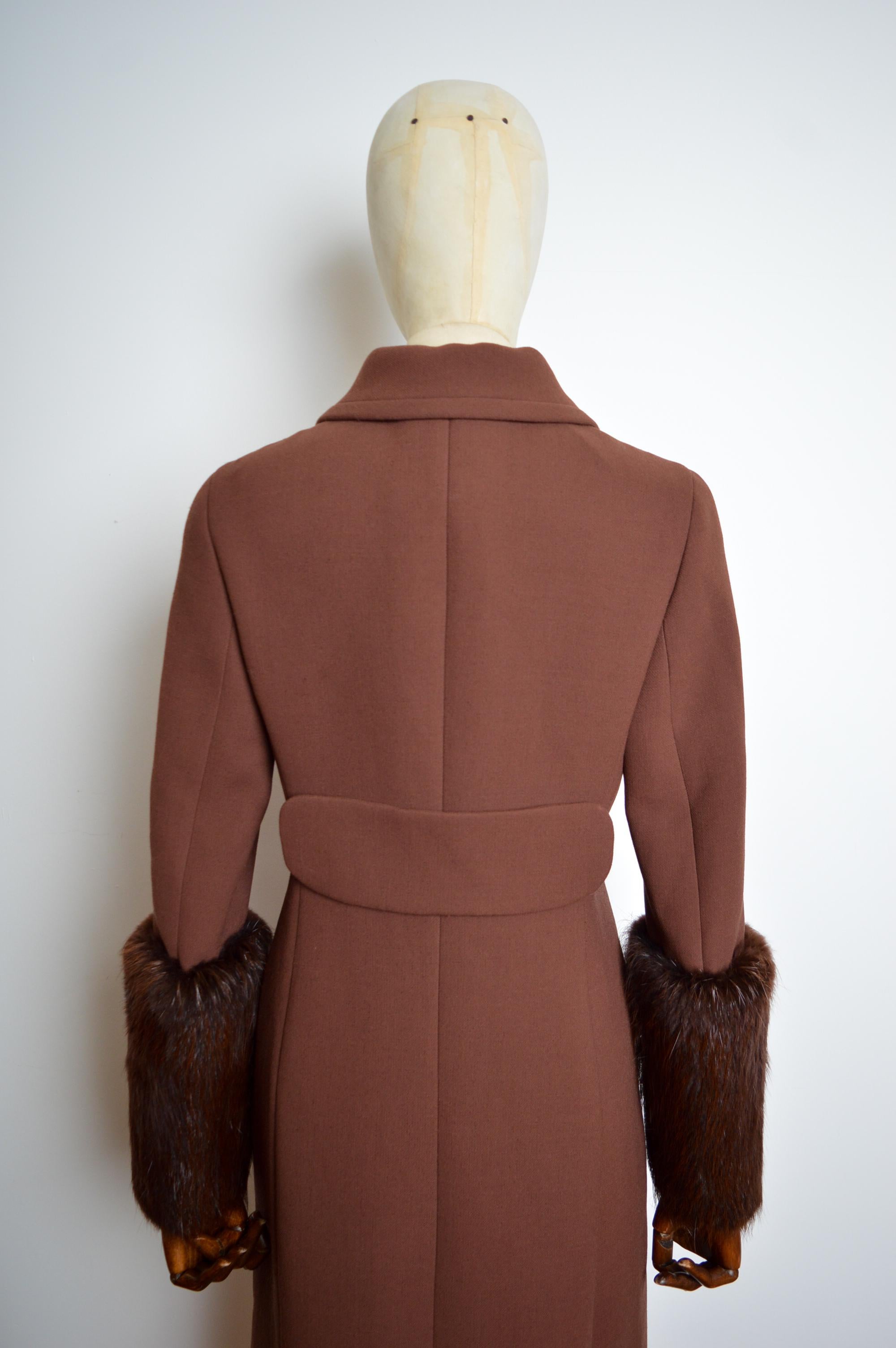 A/W 2001 Prada Chocolate Brown long Wool Coat with Beaver fur Cuffs For Sale 7