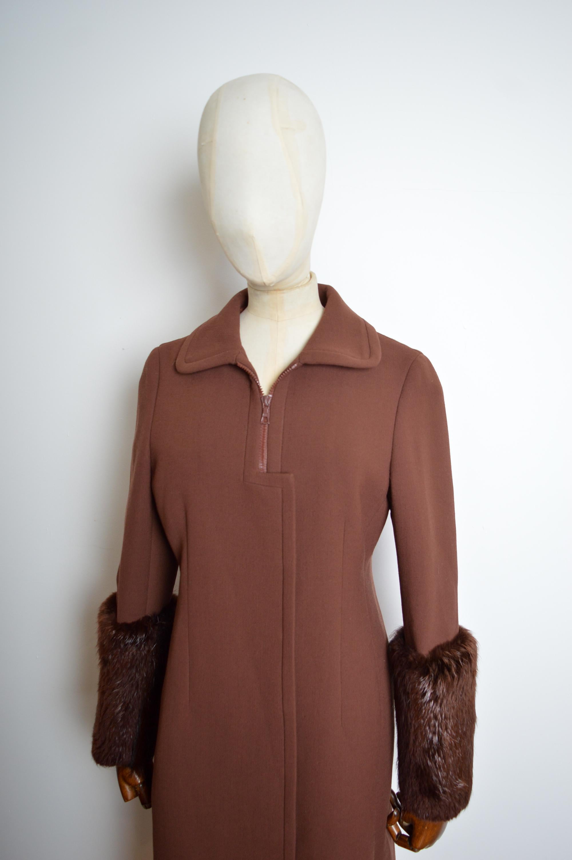 A/W 2001 Prada Chocolate Brown long Wool Coat with Beaver fur Cuffs In Good Condition For Sale In Sheffield, GB
