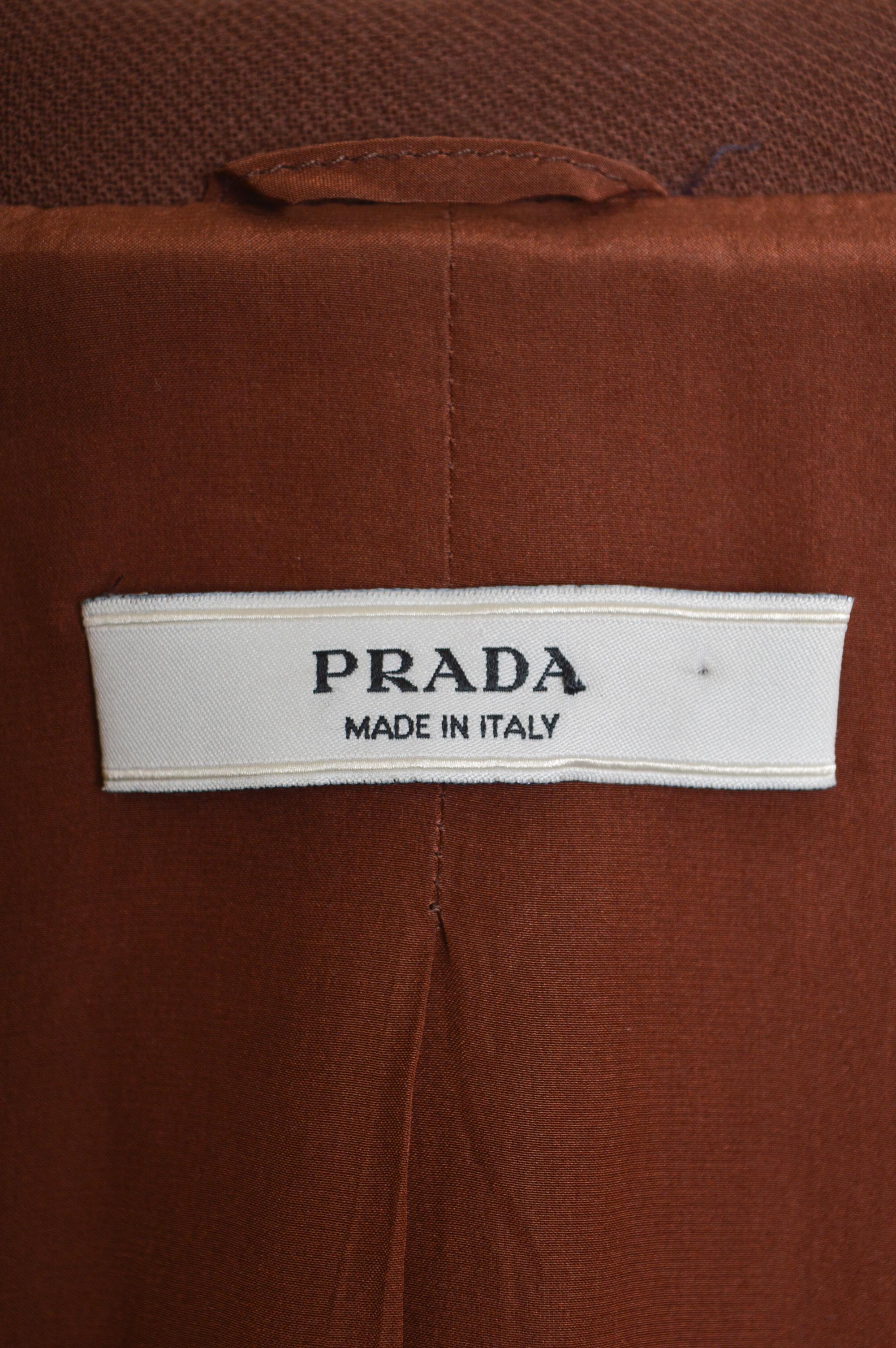 A/W 2001 Prada Chocolate Brown long Wool Coat with Beaver fur Cuffs For Sale 5
