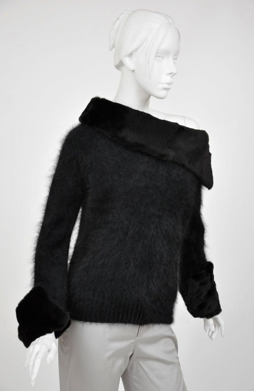 A/W 2001 Vintage Tom Ford for Gucci Black Angora and Mink Fur Sweater In Excellent Condition In Montgomery, TX