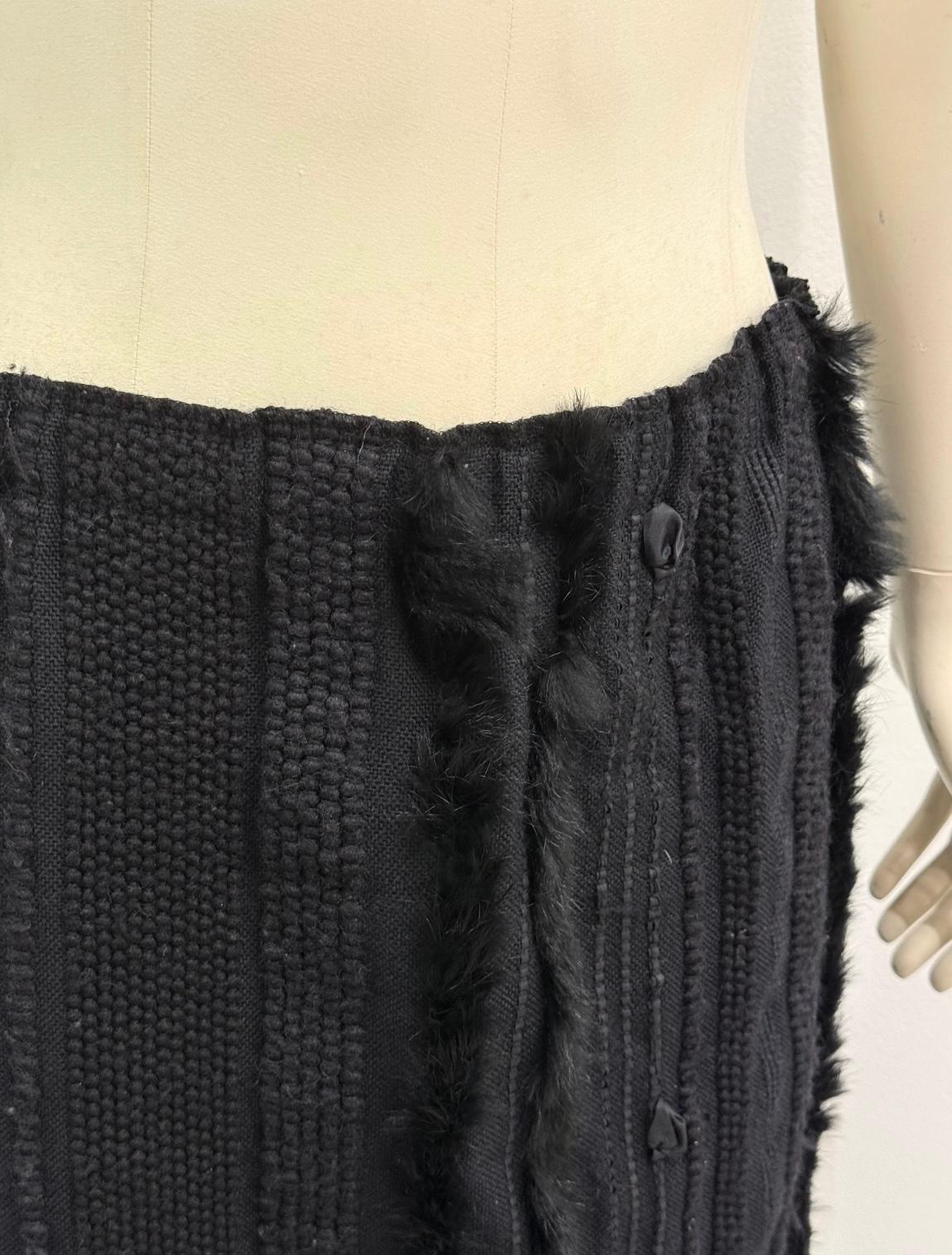 Black A/W 2002 Gucci by Tom Ford défilé jupe en fourrure en vente