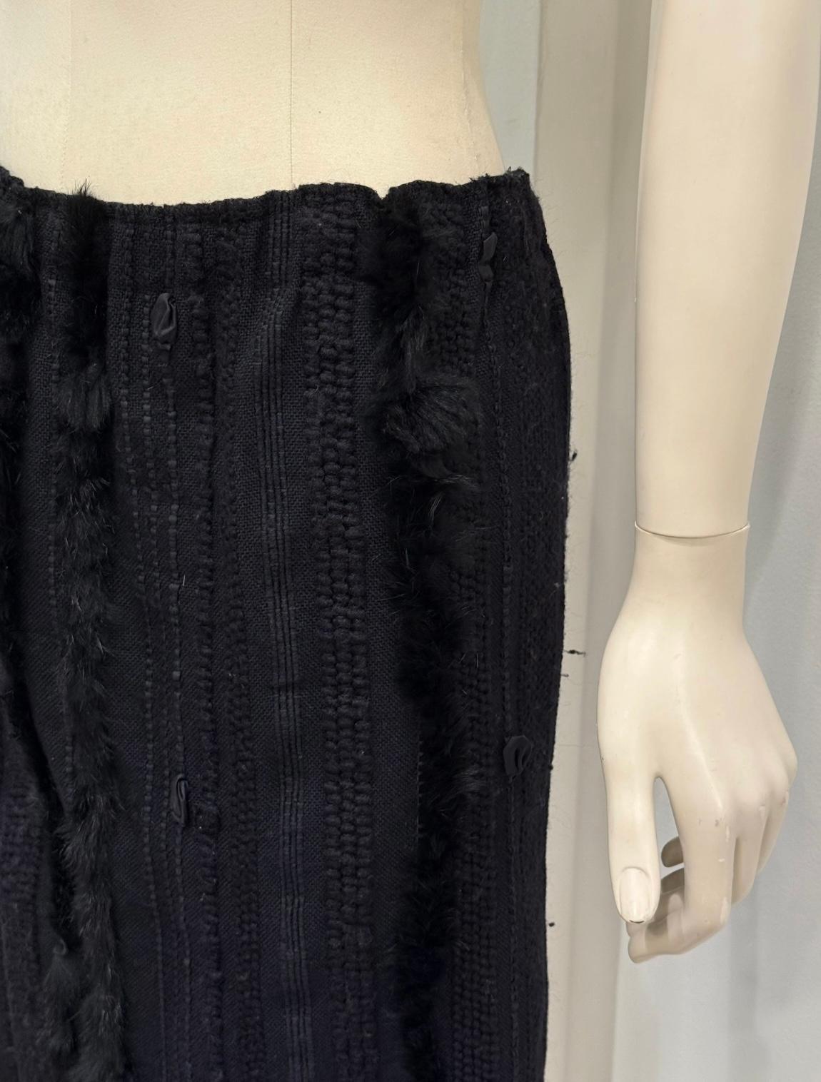 A/W 2002 Gucci by Tom Ford défilé jupe en fourrure en vente 1