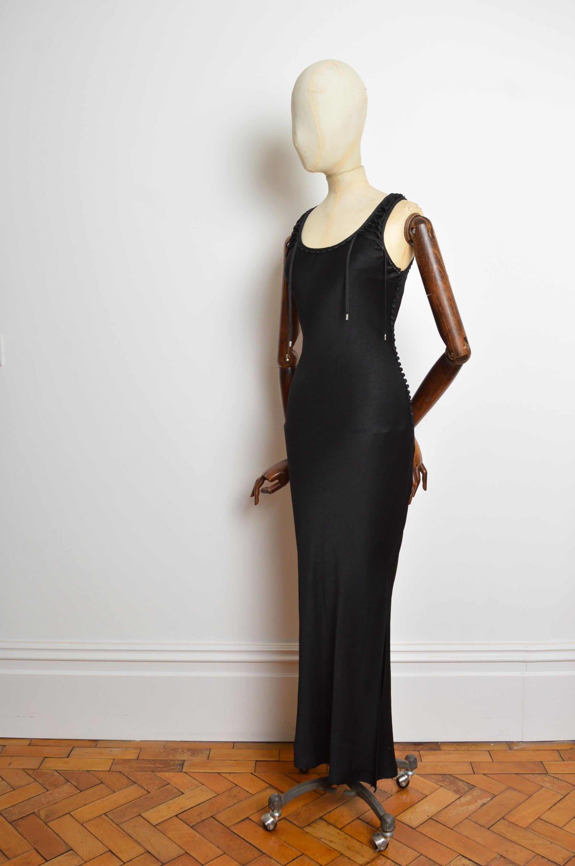 A/I 2003 Christian Dior for Christian Dior John Galliano abito da sera Maxi lungo in raso, nero, con sottoveste. in vendita 1