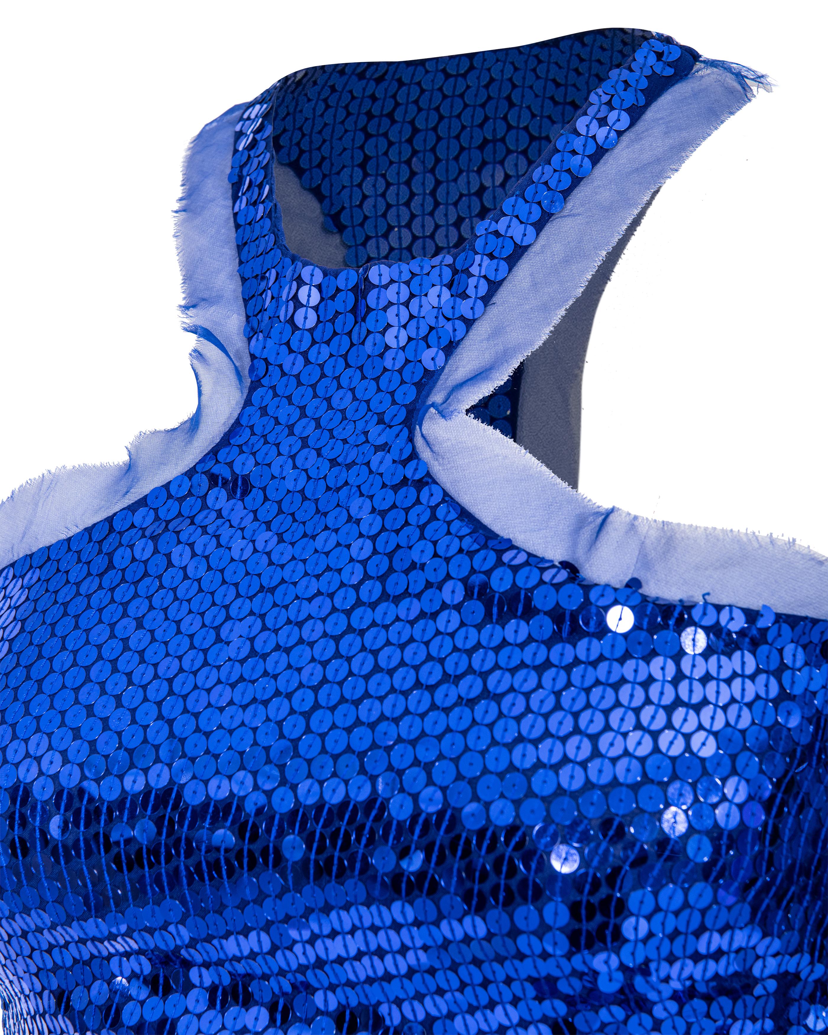 A/W 2004 Gucci by Tom Ford Blaues Paillettenkleid mit Ausschnitt 10