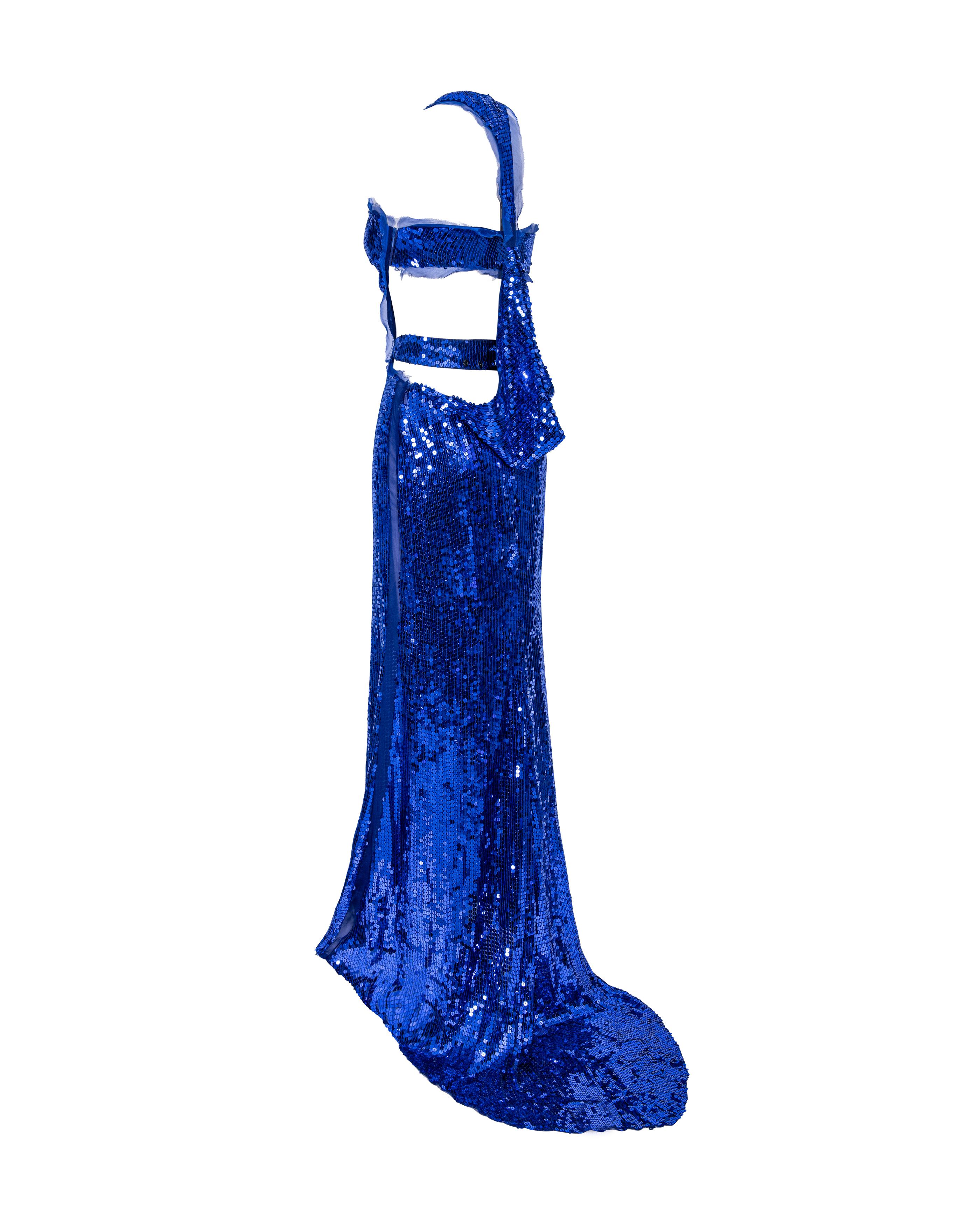 A/W 2004 Gucci by Tom Ford Blaues Paillettenkleid mit Ausschnitt 2