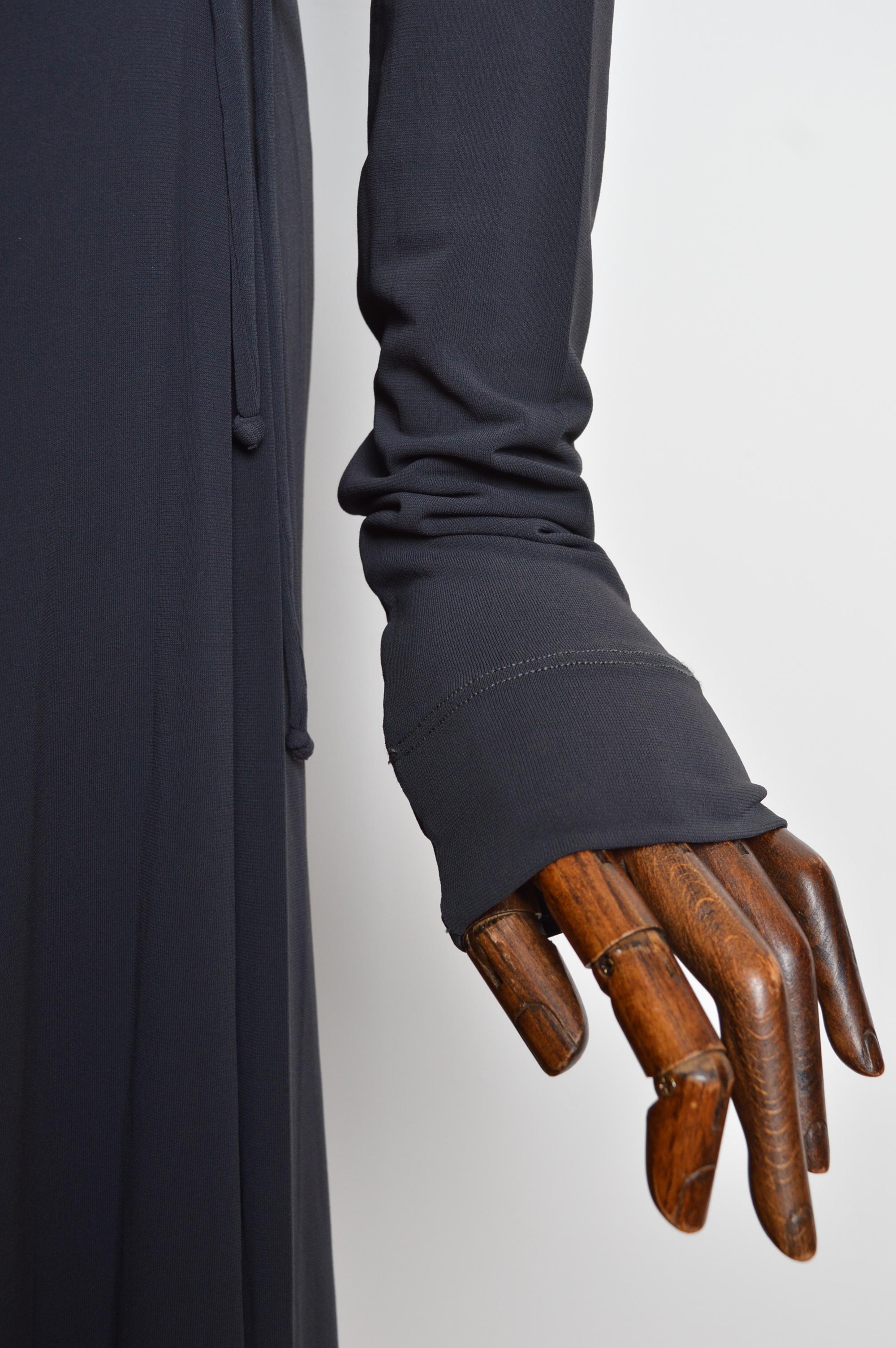 A/I 2004 Vivienne Westwood Vestito midi a maniche lunghe con corpo nero In condizioni buone in vendita a Sheffield, GB