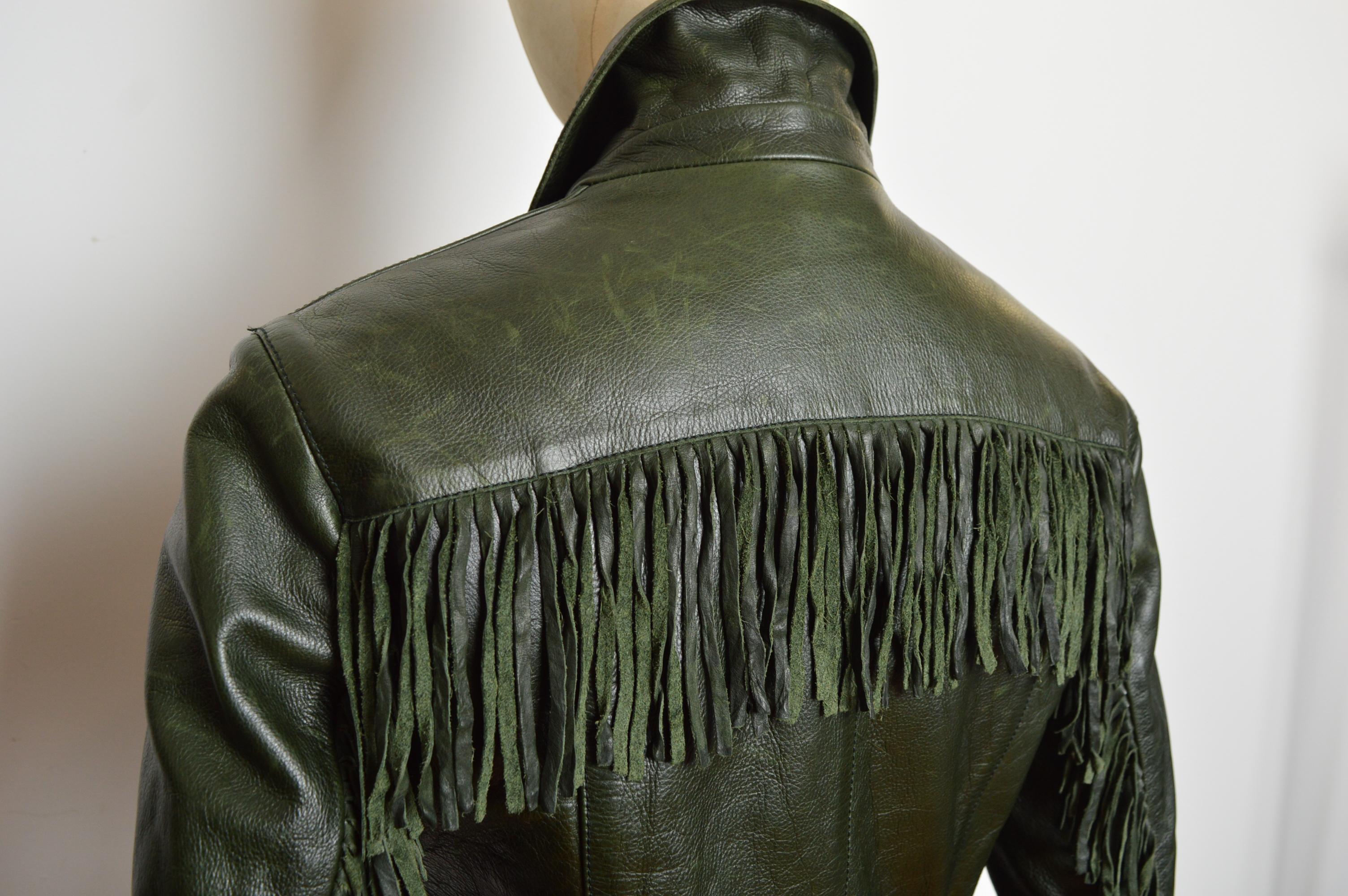A/H 2005 - 2006 Alexander McQueen - Veste en cuir frangée vert diesel foncé en vente 8