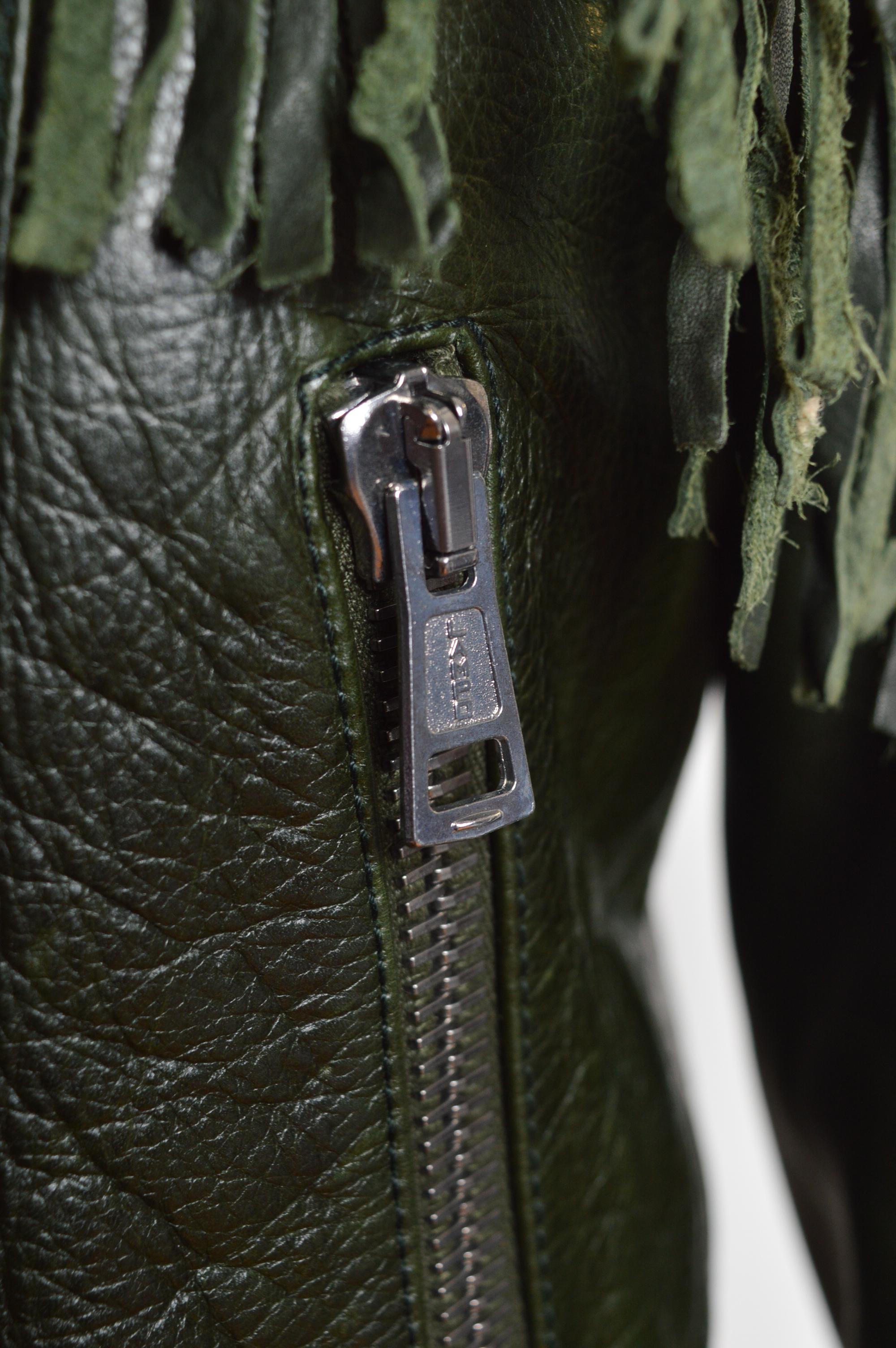 A/H 2005 - 2006 Alexander McQueen - Veste en cuir frangée vert diesel foncé Unisexe en vente