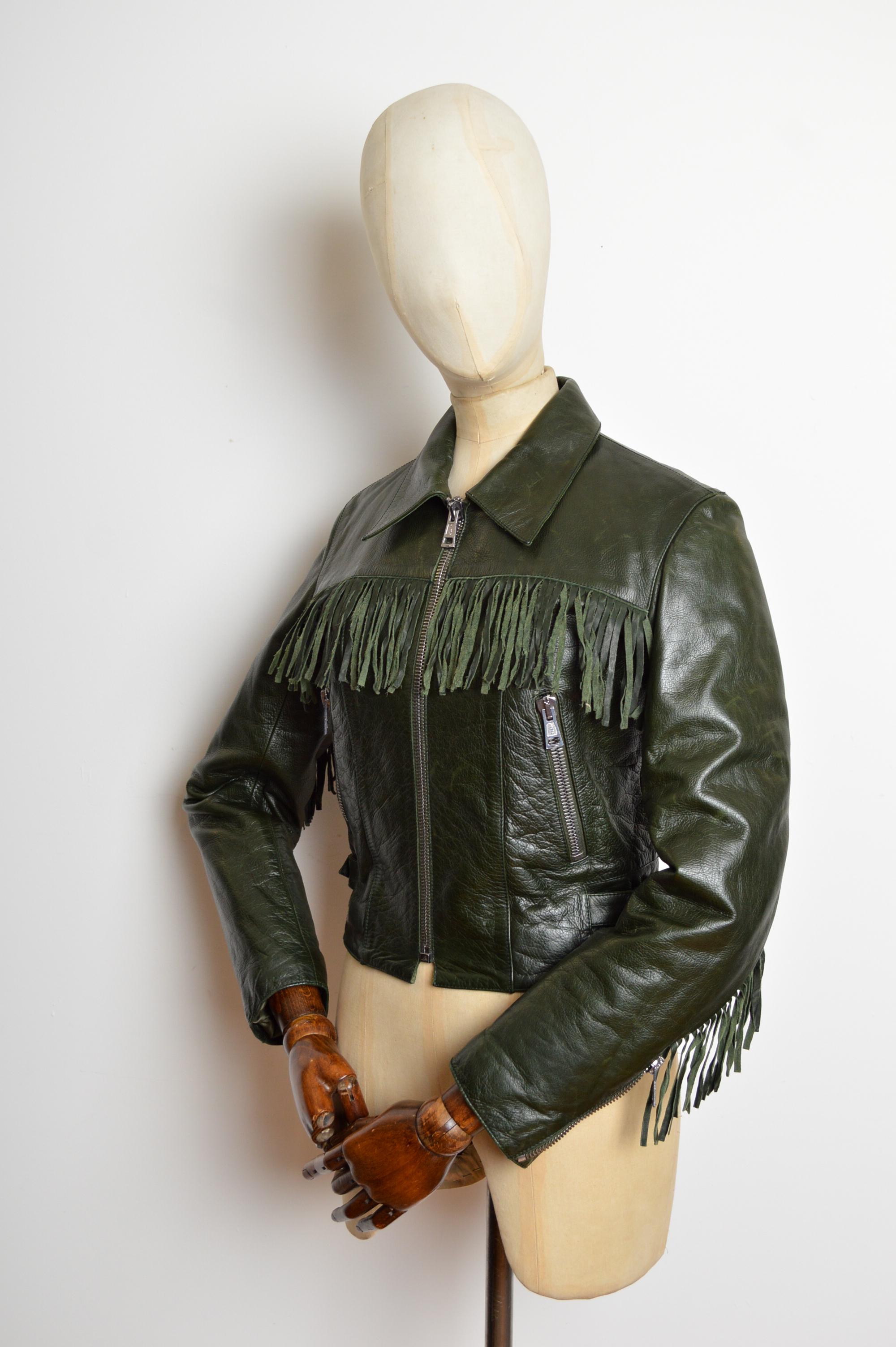 A/H 2005 - 2006 Alexander McQueen - Veste en cuir frangée vert diesel foncé en vente 1