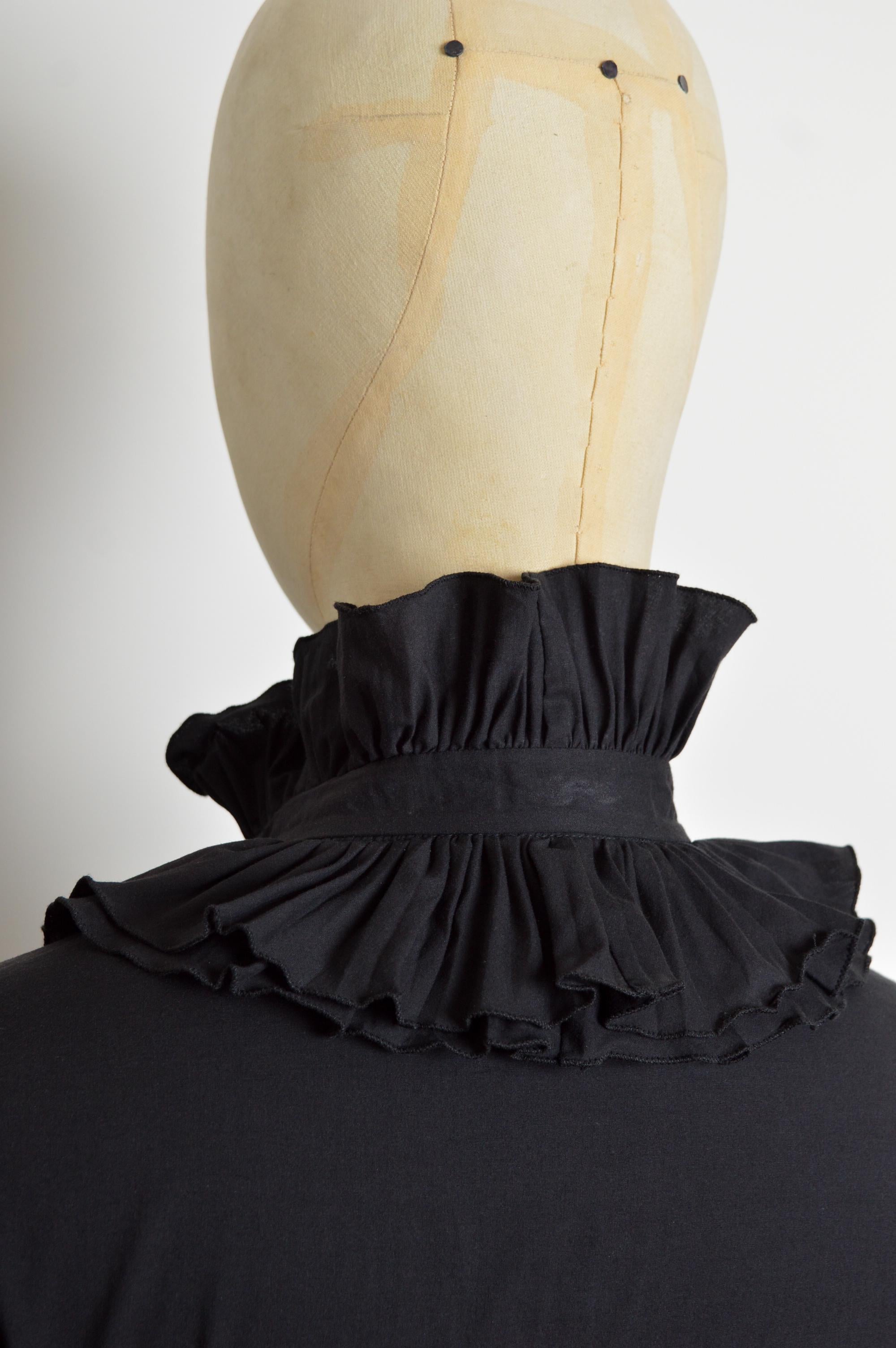 A/W 2005 Emmanuel Ungaro Chemise victorienne noire à col roulé en vente 4