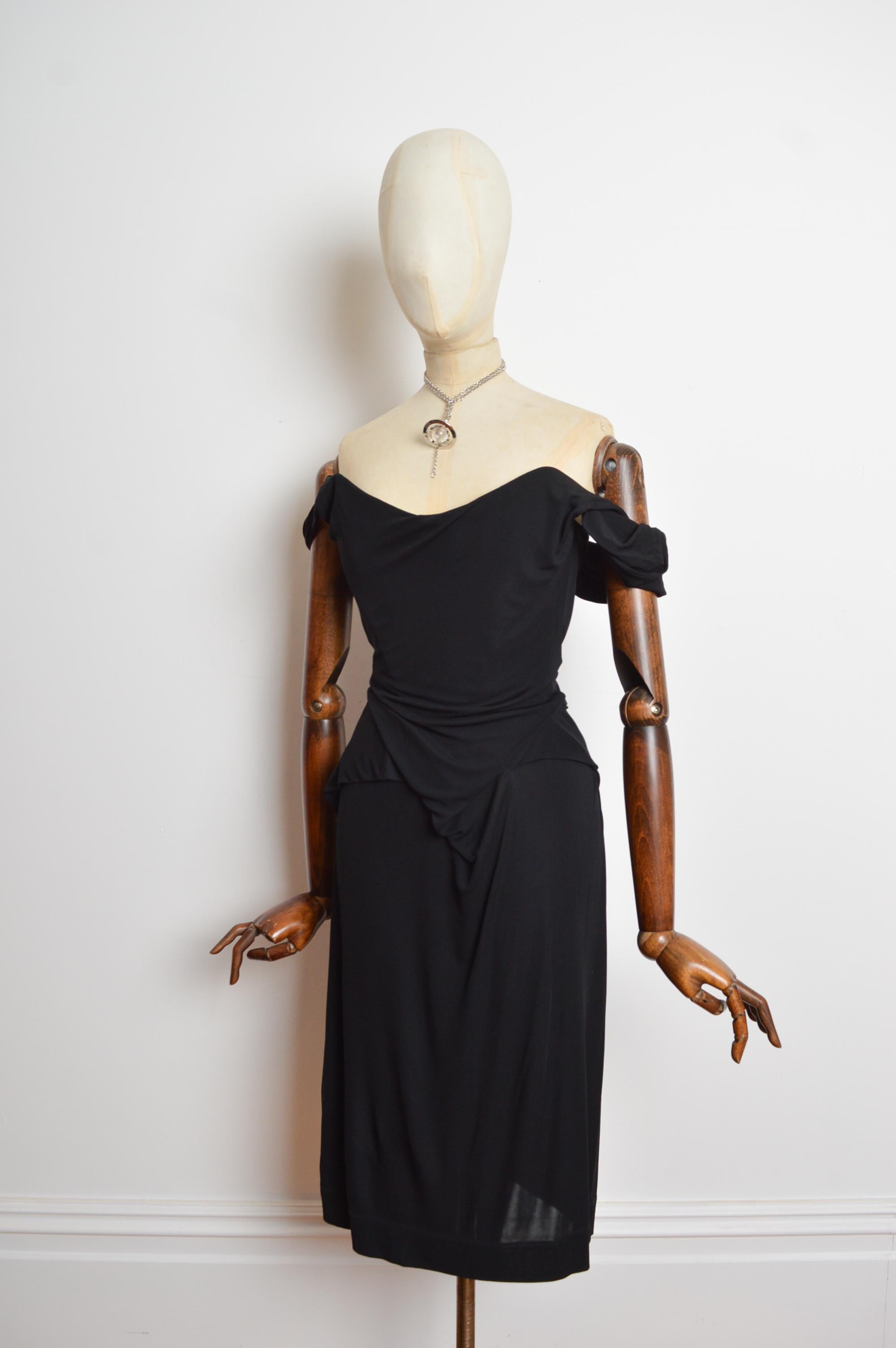 A/W 2008 Vivienne Westwood Black corset fitted structured cocktail dress In Good Condition In Sheffield, GB