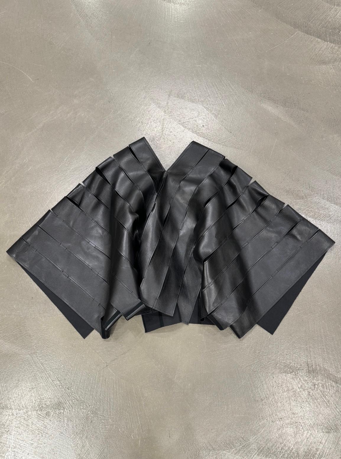 Nero A/I 2015 Junya Watanabe 1/3 di campione in pelle in vendita