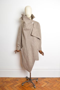 A/W 2015 Vivienne Westwood Beige Wool Cream Wonky Asymmetric Coat - Jacket