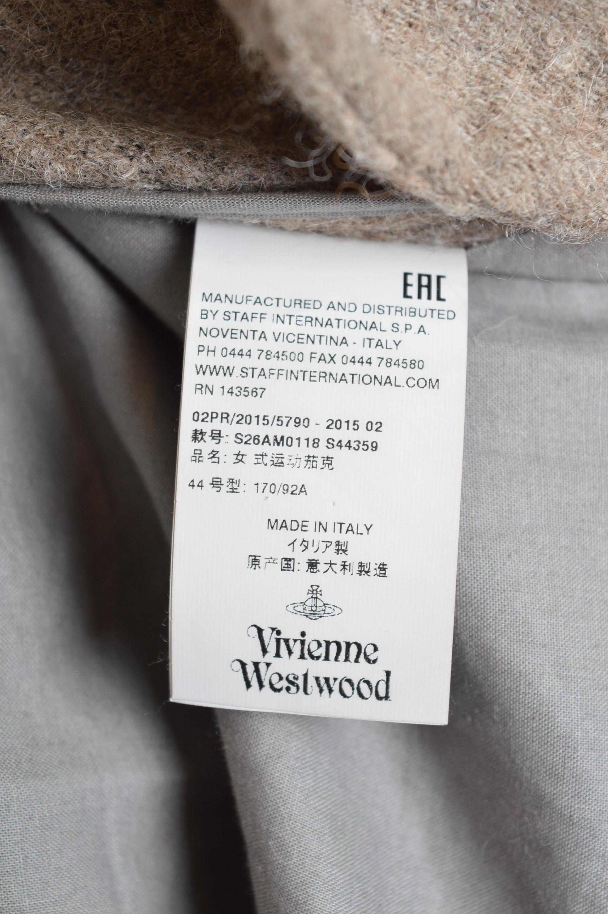 A/I 2015 Vivienne Westwood Cappotto asimmetrico in lana beige e panna - Giacca in vendita 15