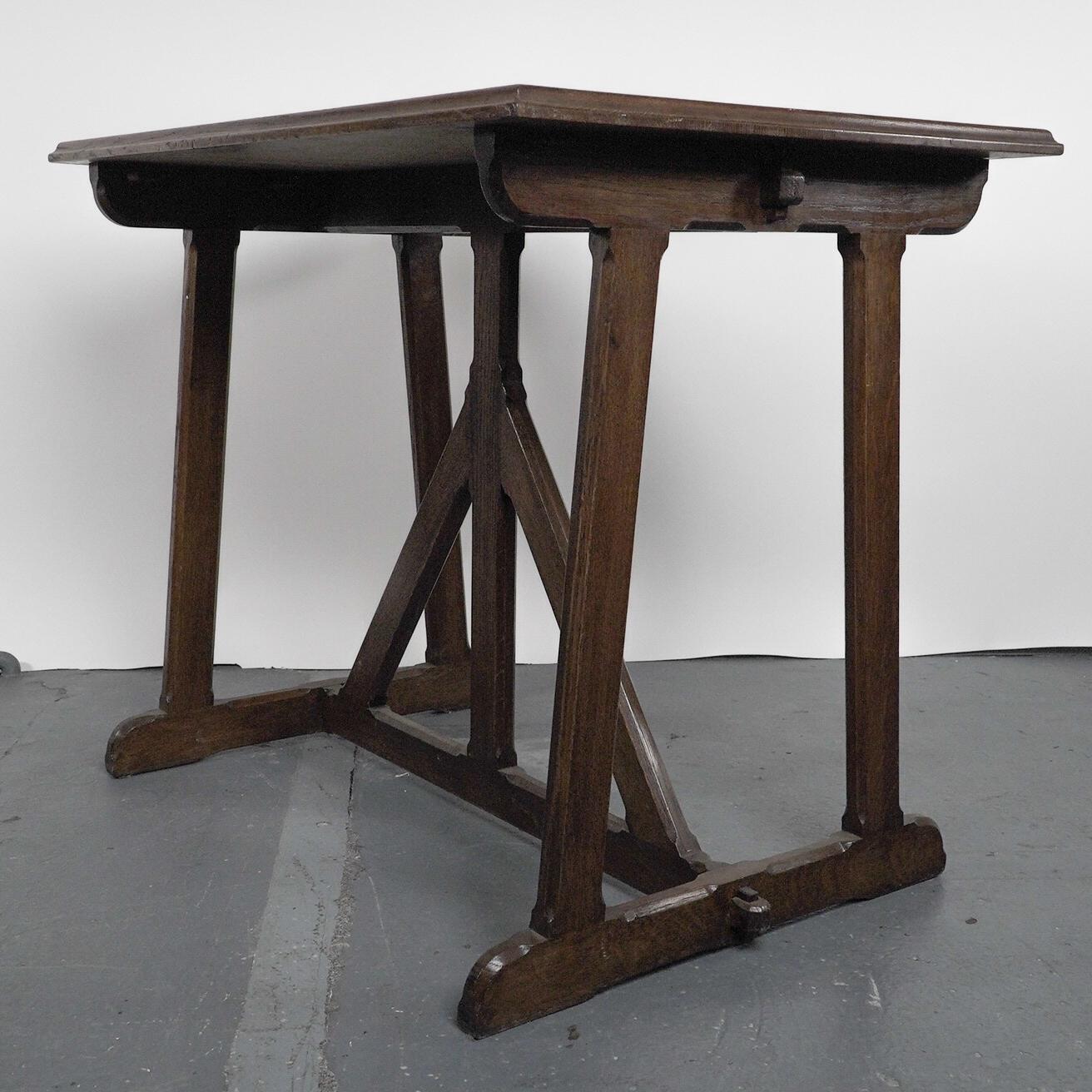 A W N Pugin, after a design by. A late 20th Century Gothic Revival oak table In Good Condition For Sale In London, GB