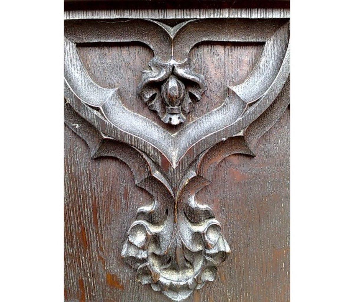 A W N Pugin Attri, Gothic Revival Oak Davenport with Linenfold & Floral Carving For Sale 7