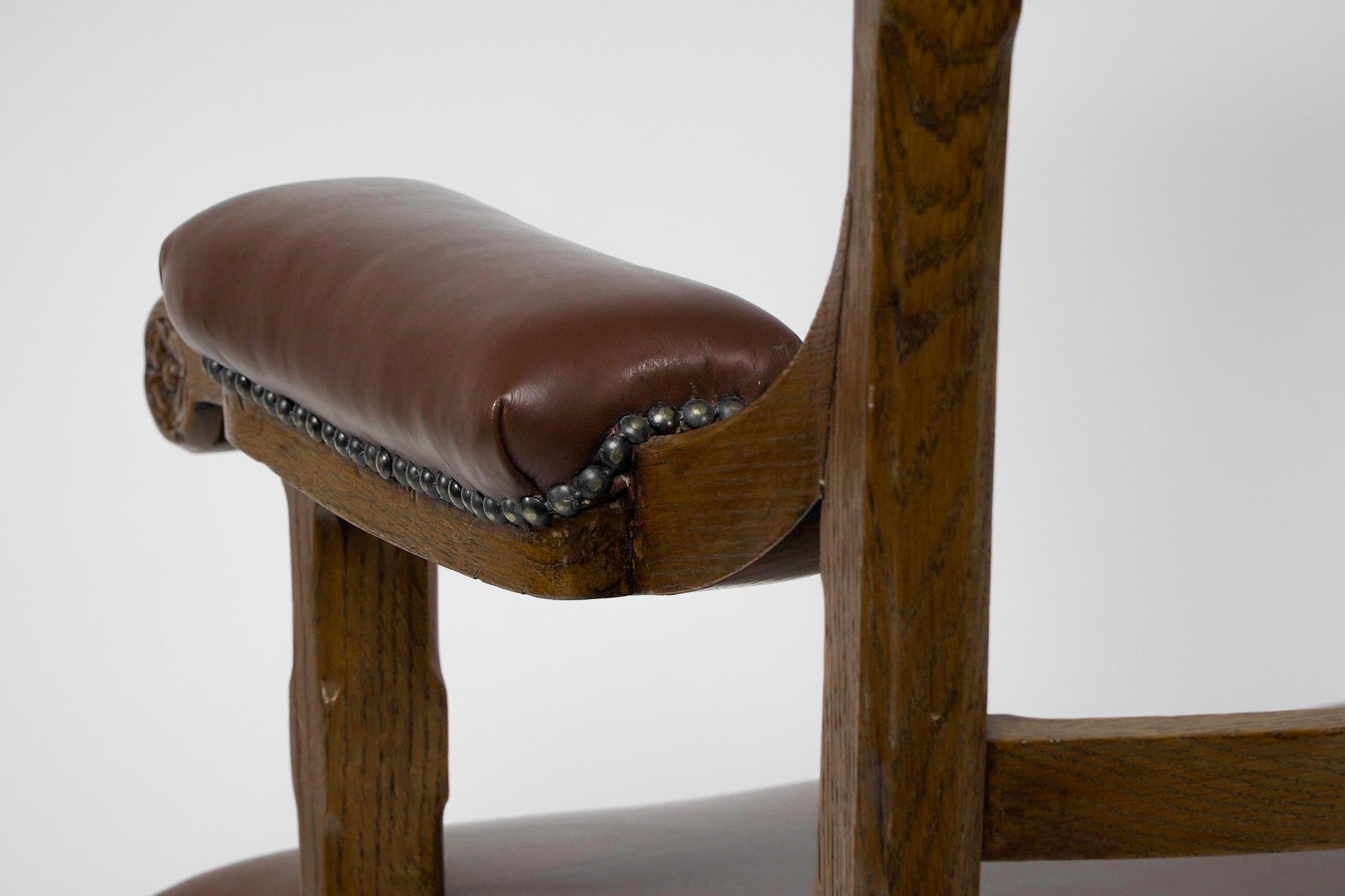 A W N Pugin, probablement fabriqué par Oak Oak de Lancaster Un fauteuil en chêne de style Revive gothique en vente 8