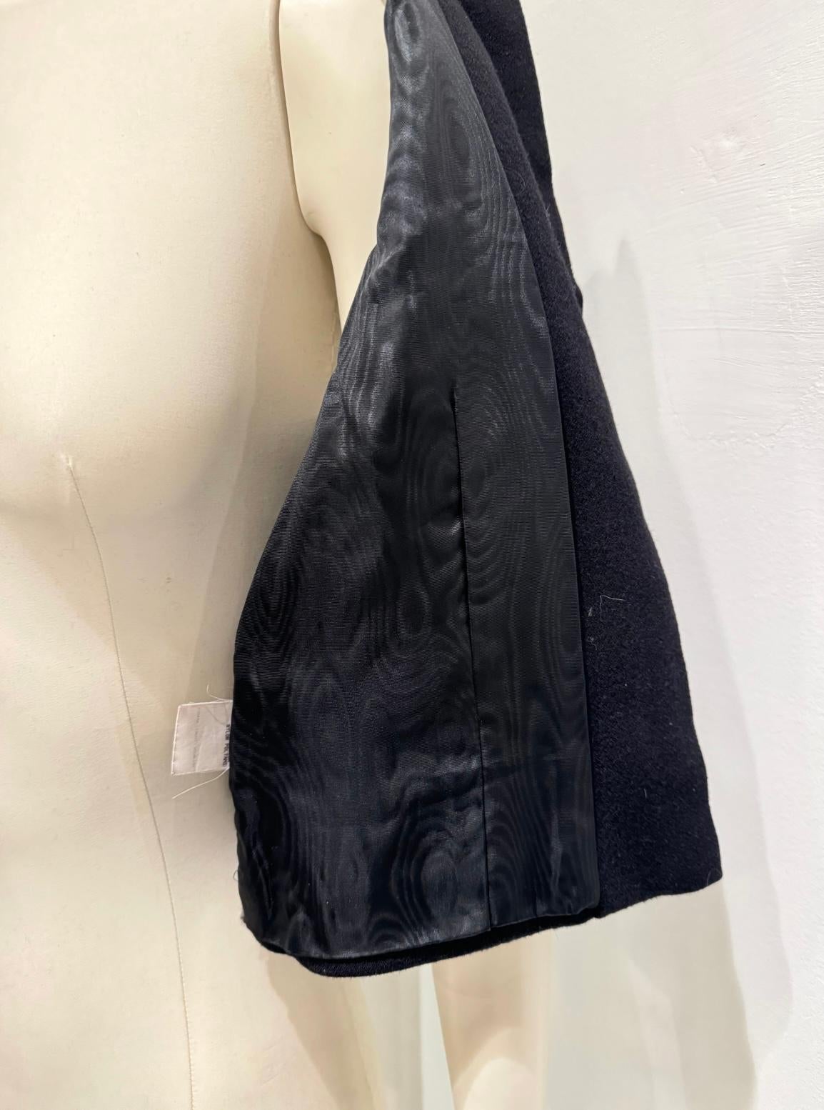 Gilet in lana con gingilli in metallo sulla passerella di Helmut Lang A/W1989 in vendita 3