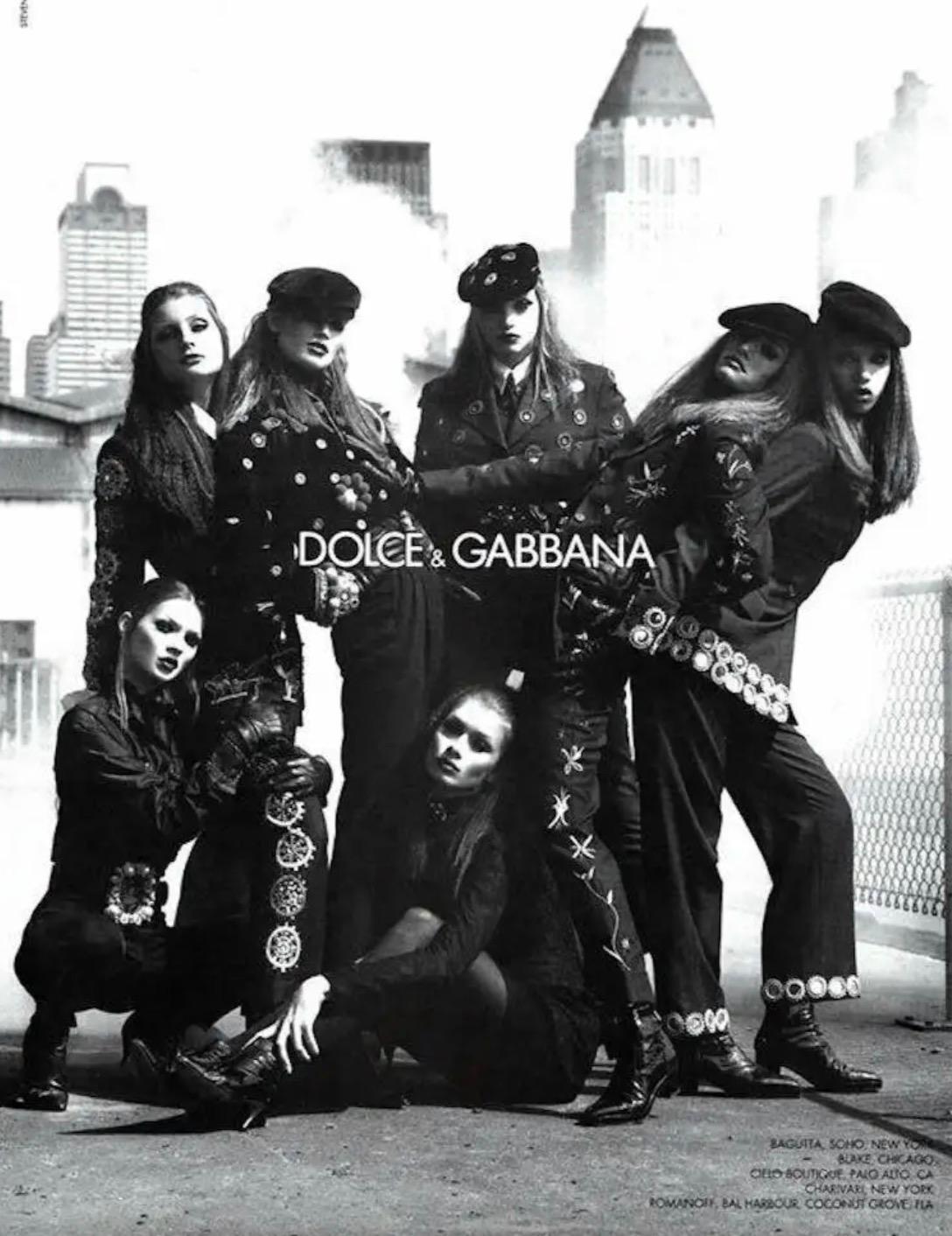 Black A/W1992 Dolce & Gabbana documenté défilé miroirs blazer en vente