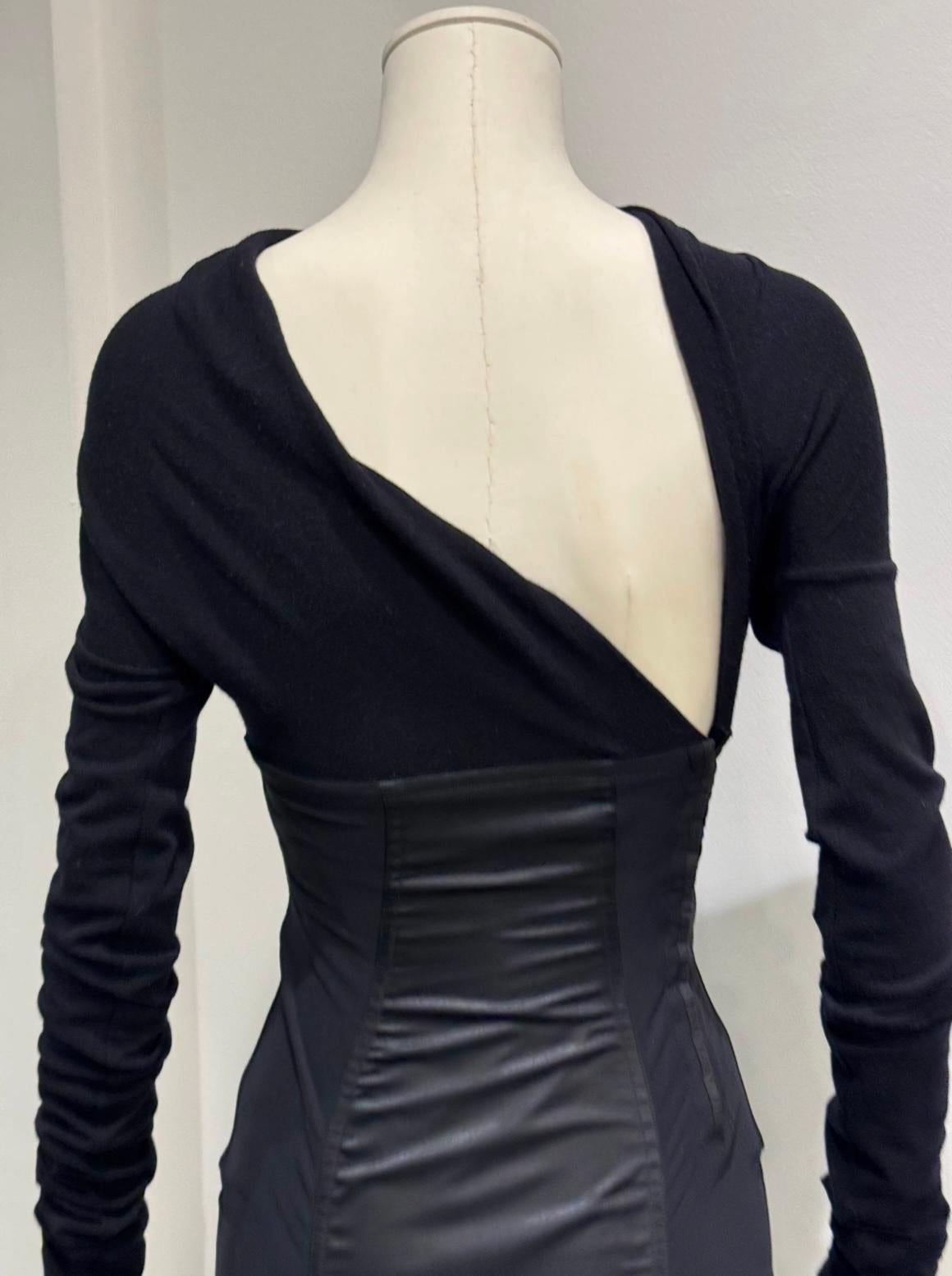 A/W1992 Dolce & Gabbana - Mini robe bandage pin-up en vente 2