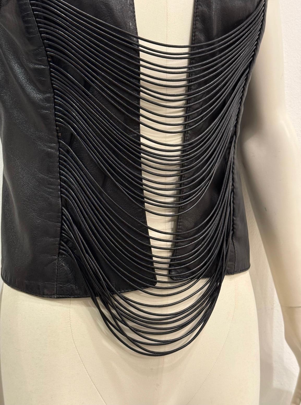 A/W1992 Helmut Lang Top con corsé de flecos en piel en venta 1
