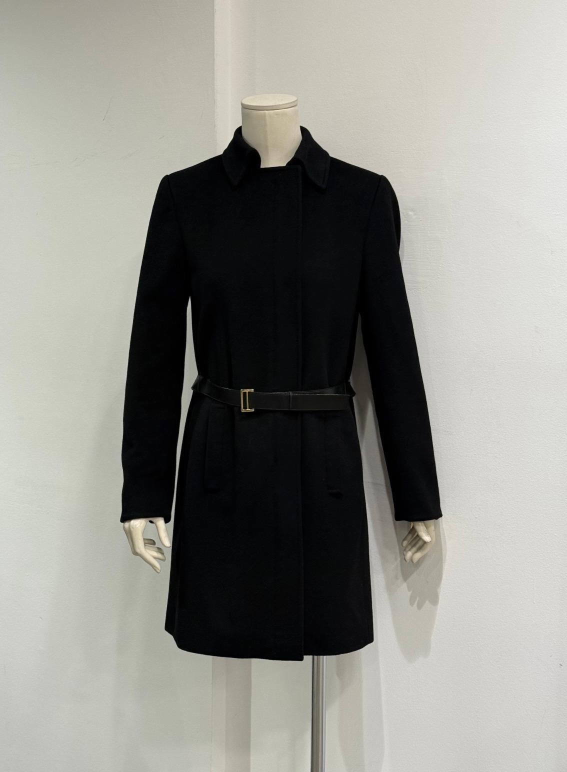 A/W2000 Gucci by Tom Ford belted wool coat For Sale at 1stDibs