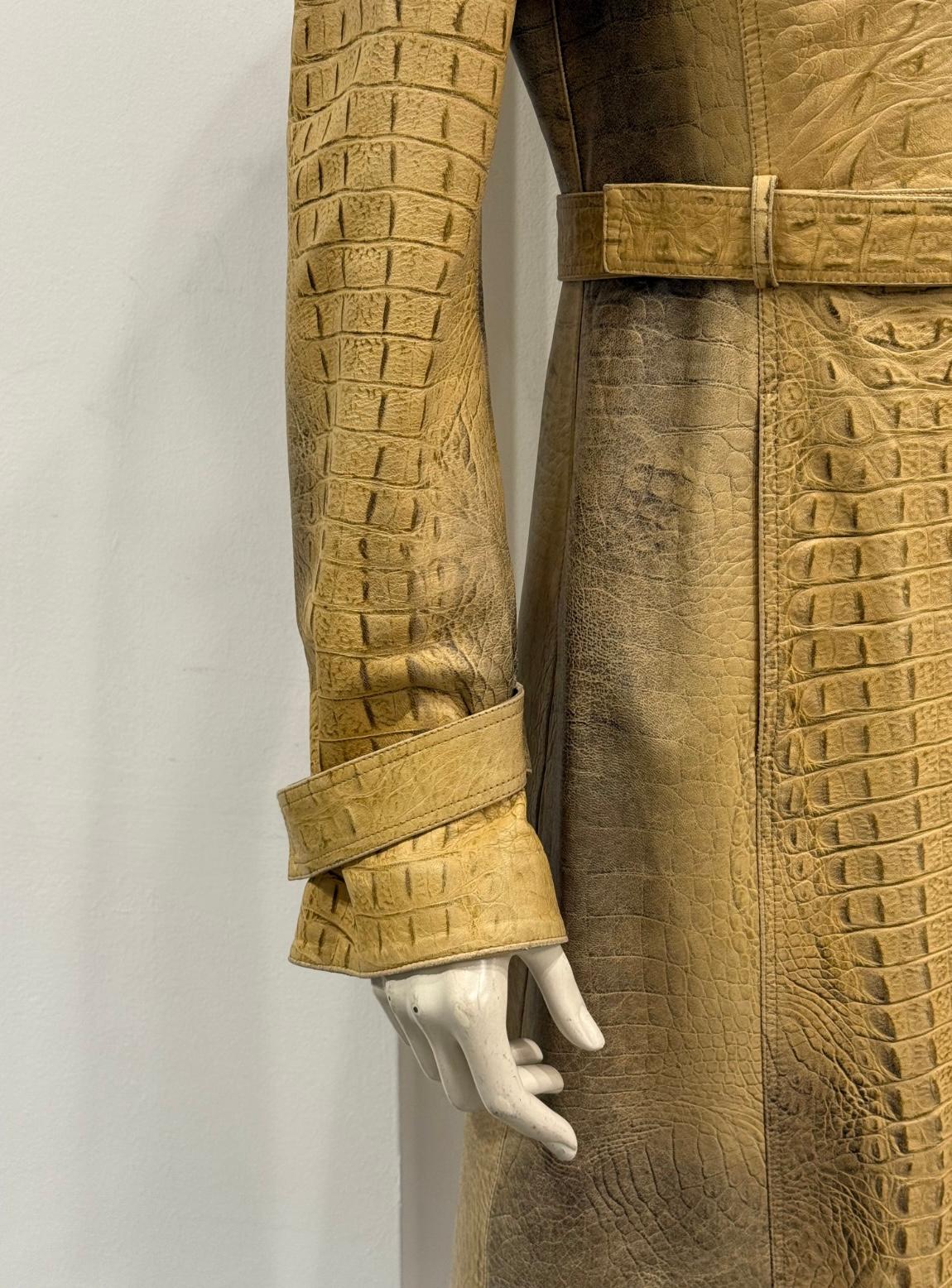 A/W2000 Roberto Cavalli runway croc embossed leather trench coat in vendita 1