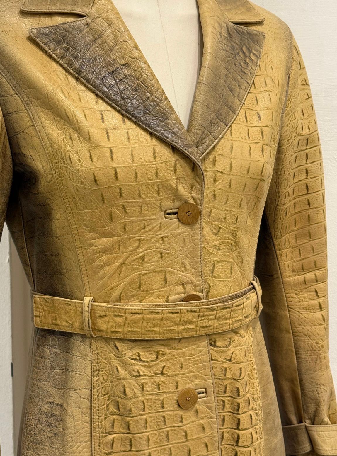 A/W2000 Roberto Cavalli runway croc embossed leather trench coat in vendita 2