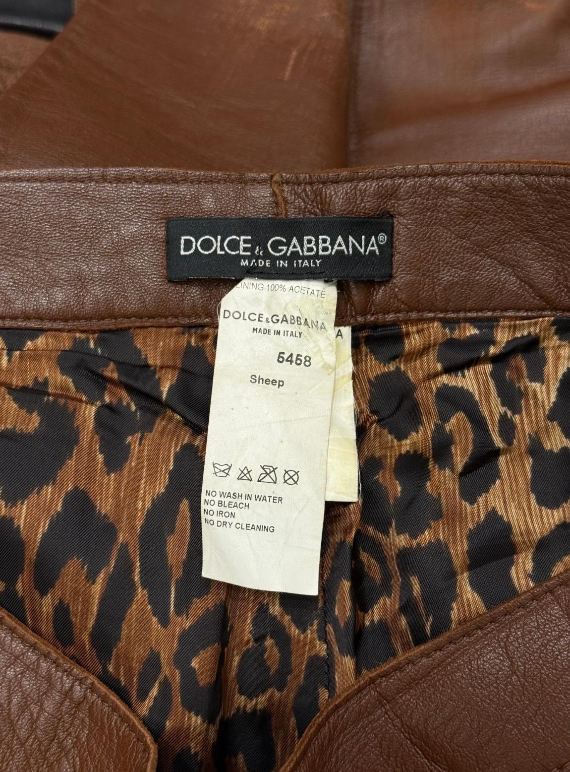 A/W2001 Dolce & Gabbana iconic runway pantalon à talon en cuir vieilli en vente 1