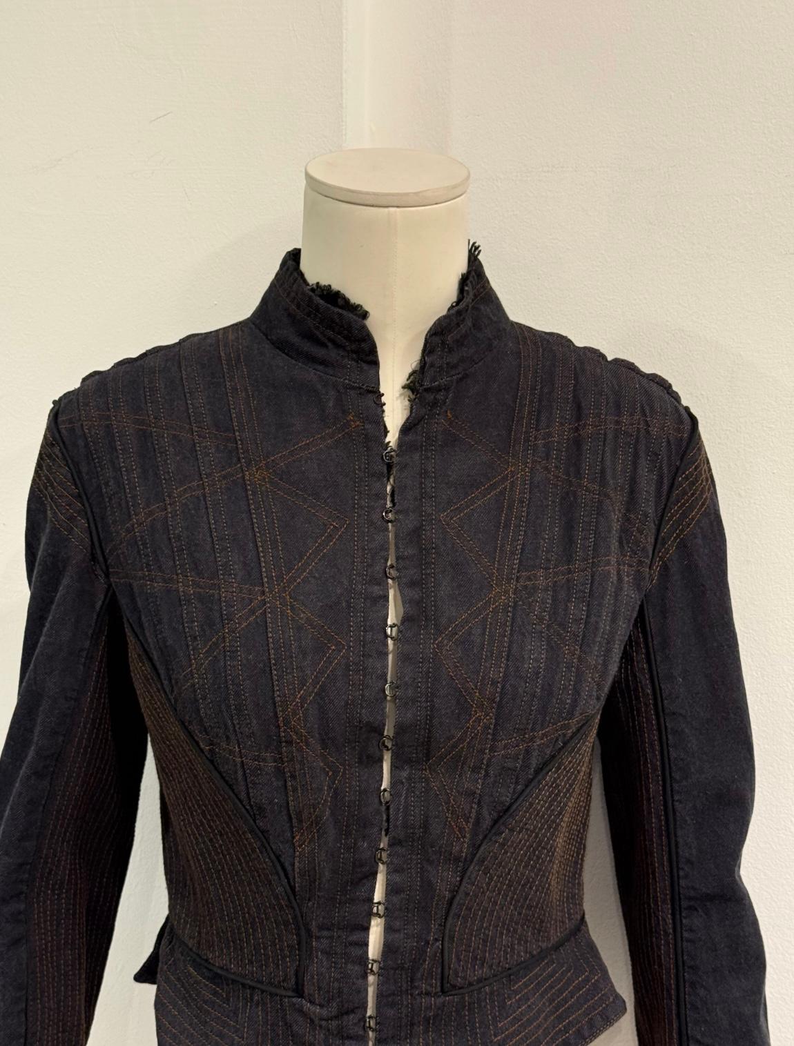 A/W2002 Alexander McQueen runway corseted denim jacket In Excellent Condition For Sale In Padova, IT