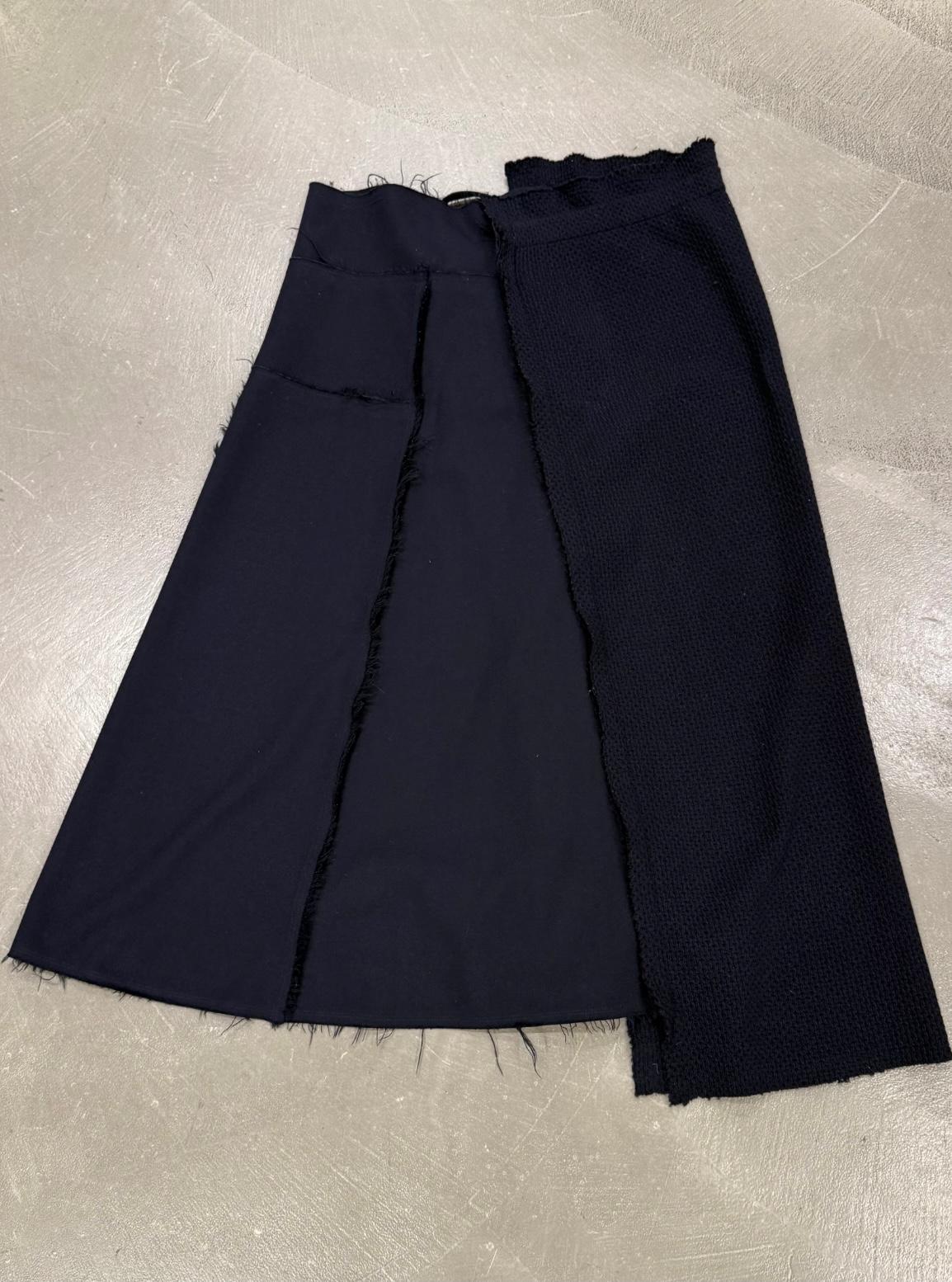 A/W2002 Comme des Garçons deconstructed accordion skirt For Sale 3