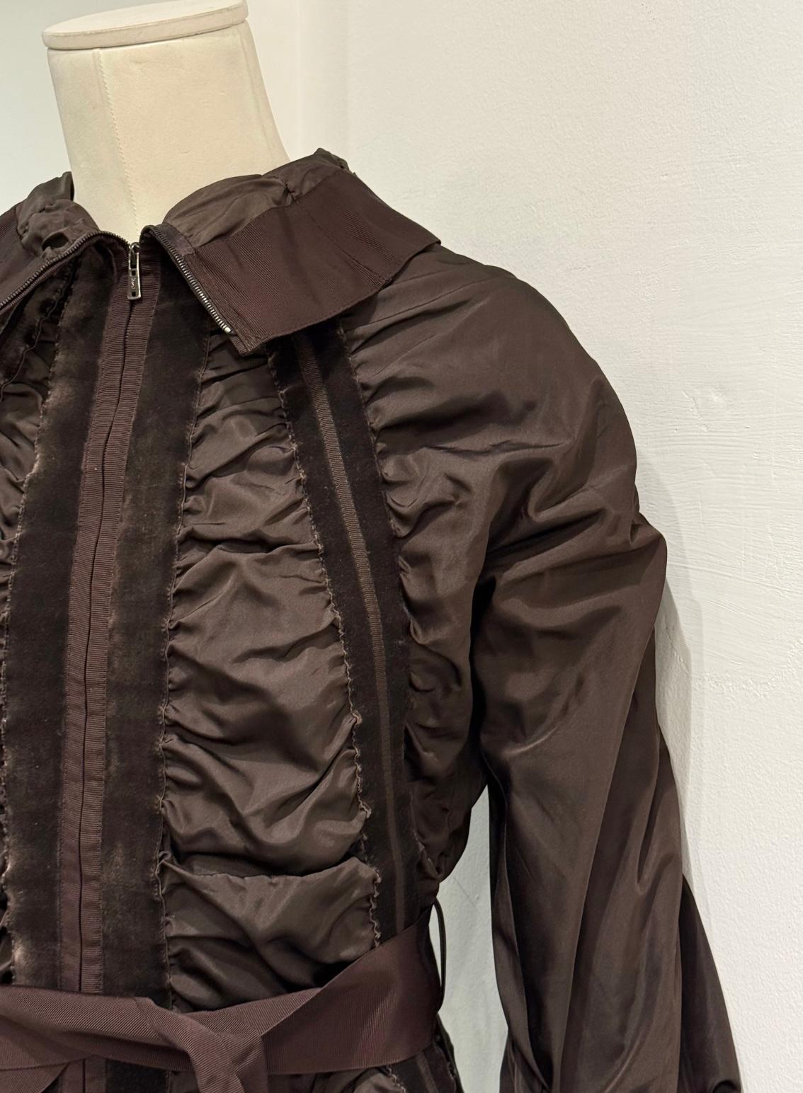 A/W2002 Yves Saint Laurent by Tom Ford veste en velours ruché avec ceinture à nœuds en vente 2