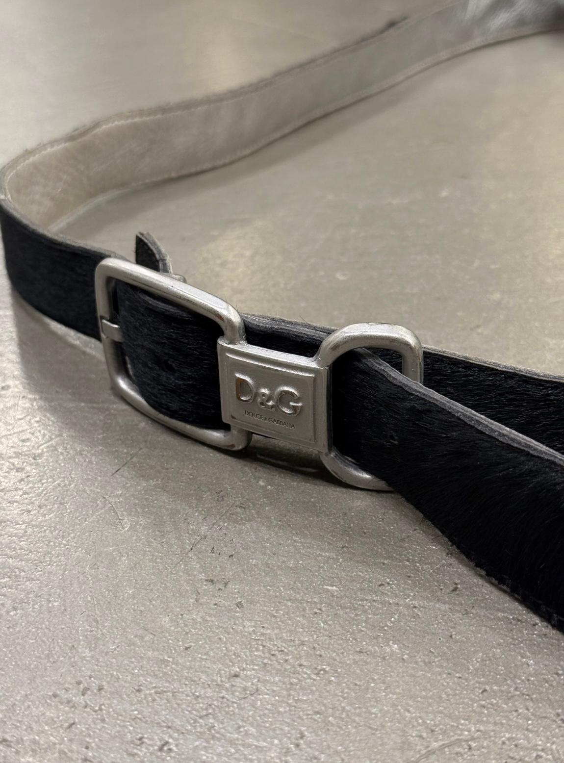 Borsa a tracolla con catena cargo Dolce & Gabbana A/W2003 in vendita 4