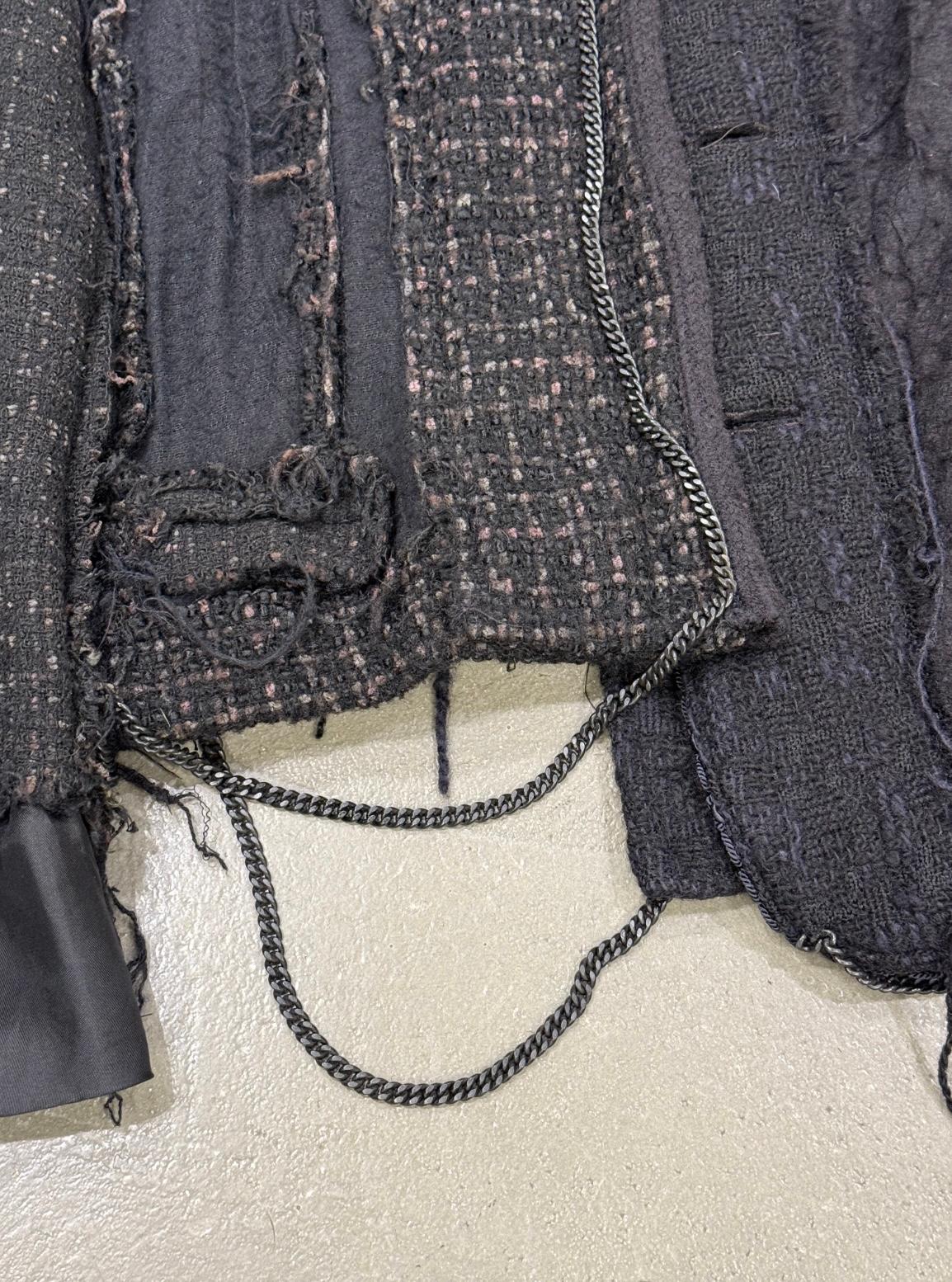 Black A/W2004 MAISON MARGIELA veste artisanale reconstituée avec chaînes en métal en vente