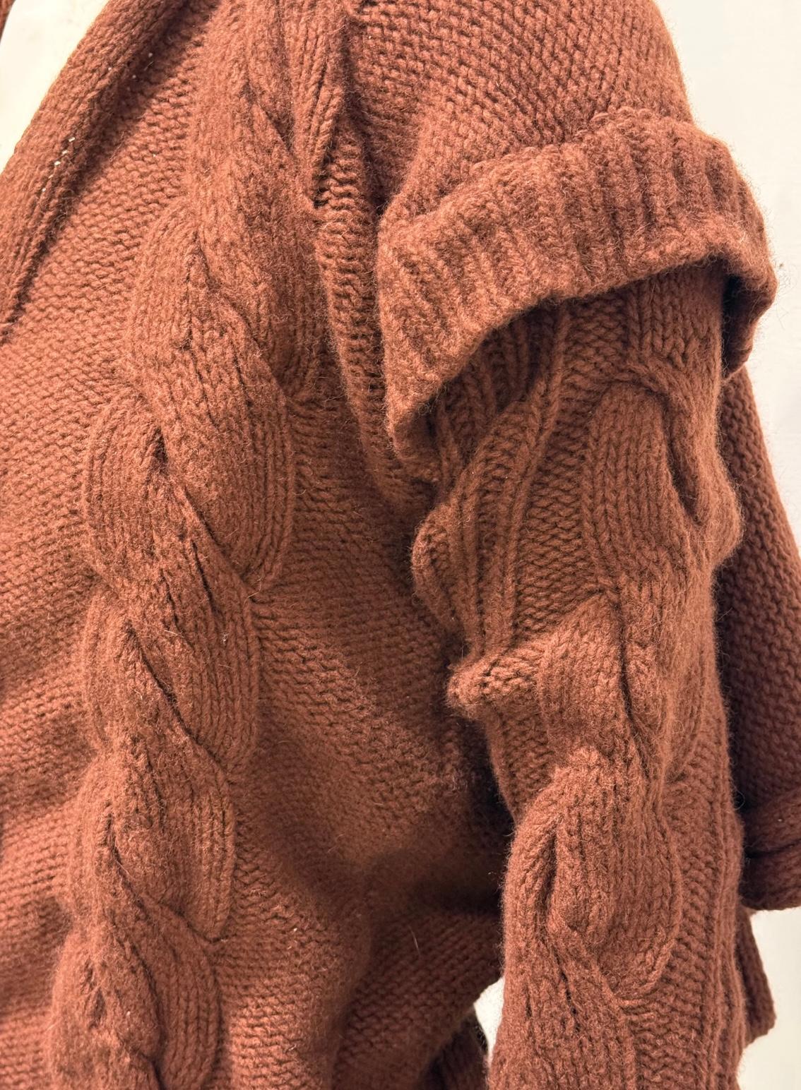 Maglione con bretelle in maglia a cavi decostruiti Vivienne Westwood A/W2004 In condizioni ottime in vendita a Milano, Lombardia