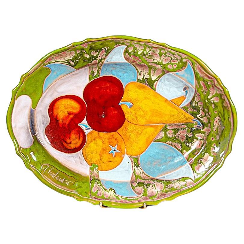 Piatto decorativo da parete di Gilbert Valentin Vallauris Francia anni '70 in vendita